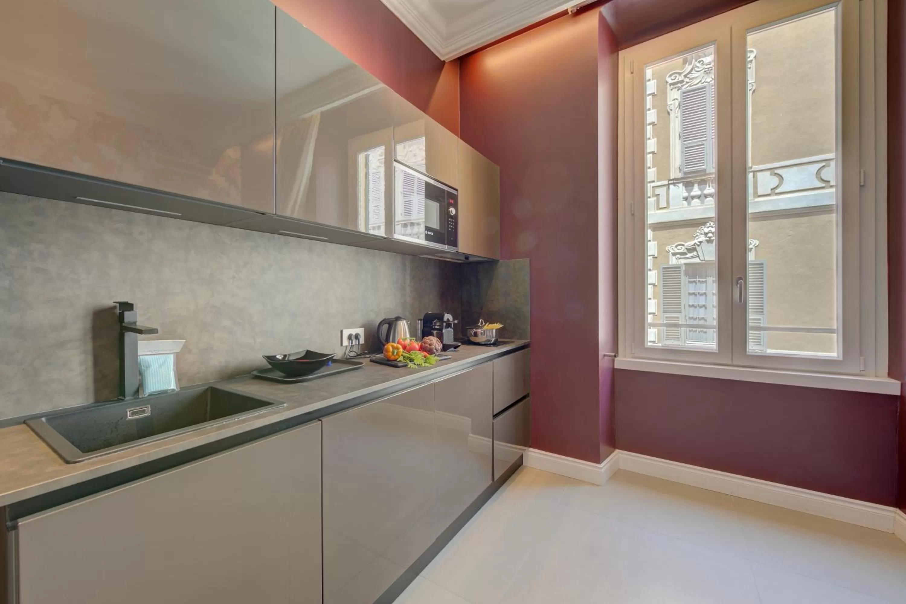 Kitchen or kitchenette, Kitchen/Kitchenette in Boutique Central Apartments- Happy Rentals