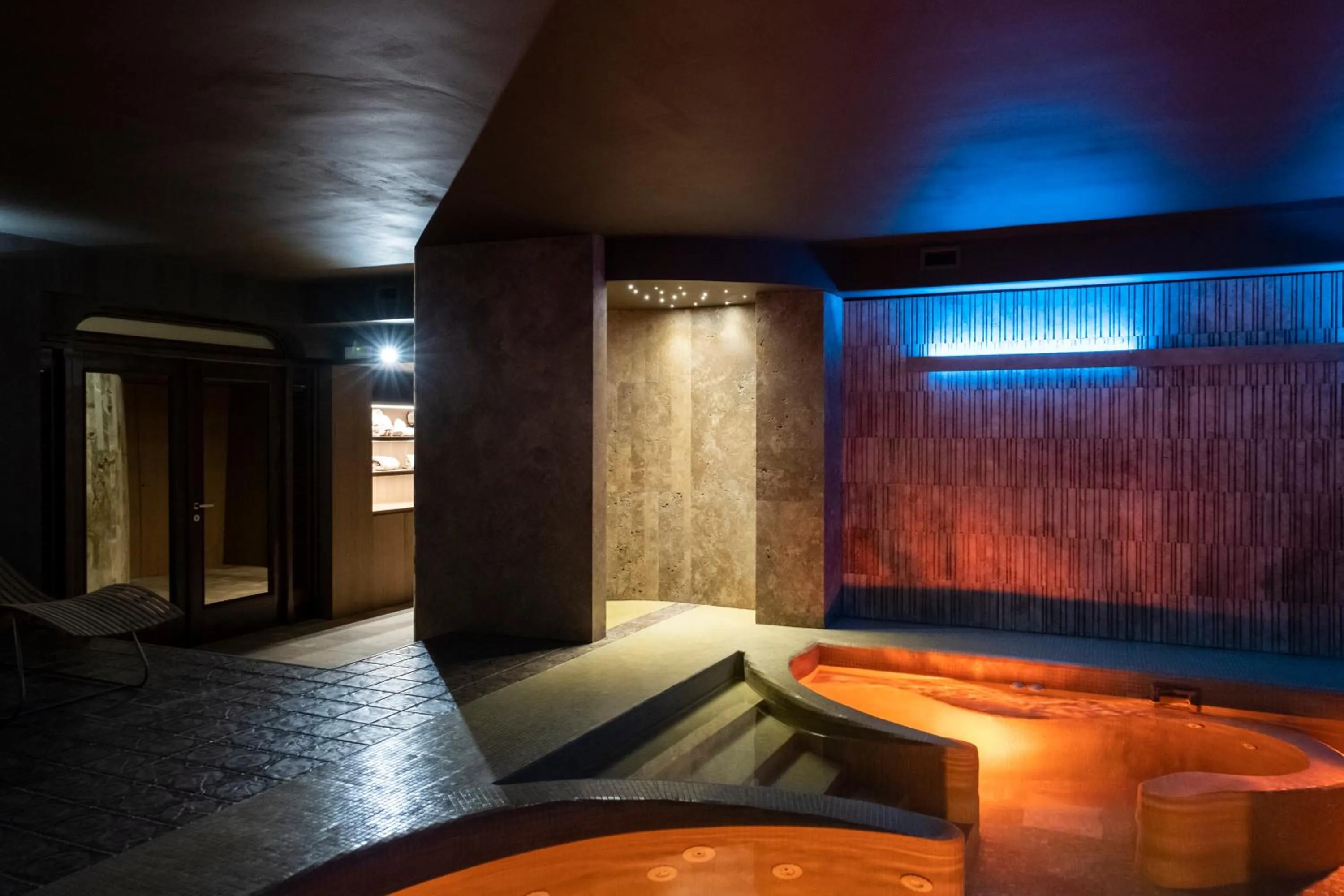 Hot Tub in Baia Di Ulisse Wellness & Spa