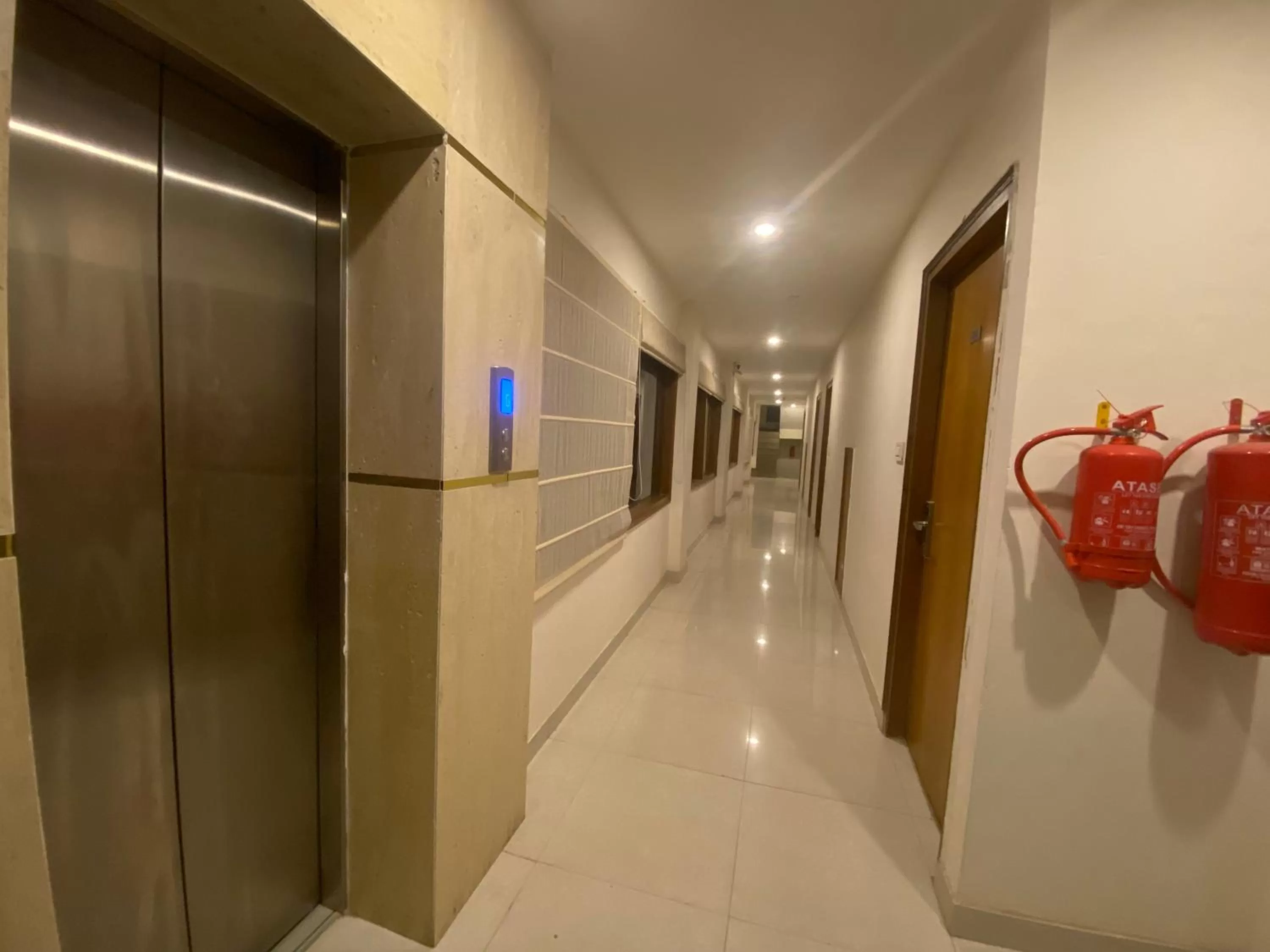 Area and facilities in Hotel Ambika Resort Manali