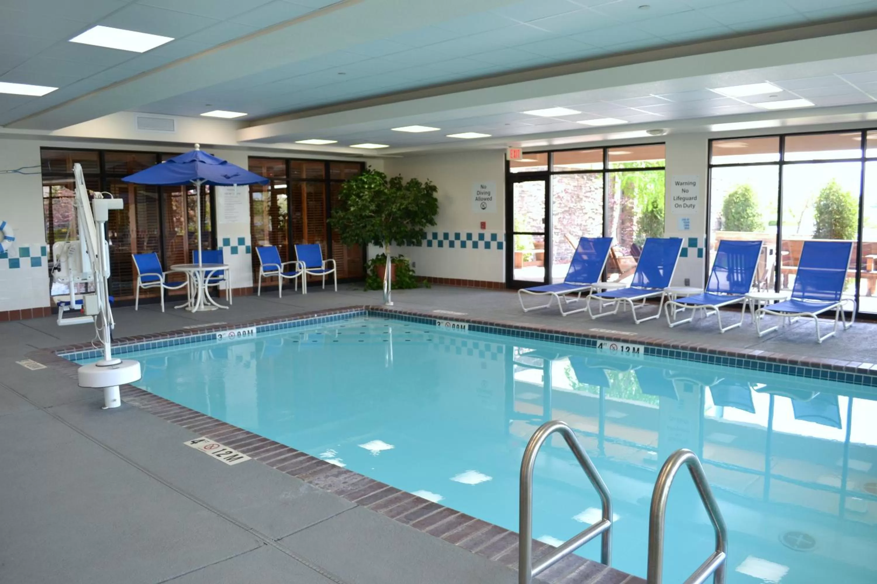 Swimming pool in Holiday Inn Express & Suites Bozeman West by IHG
