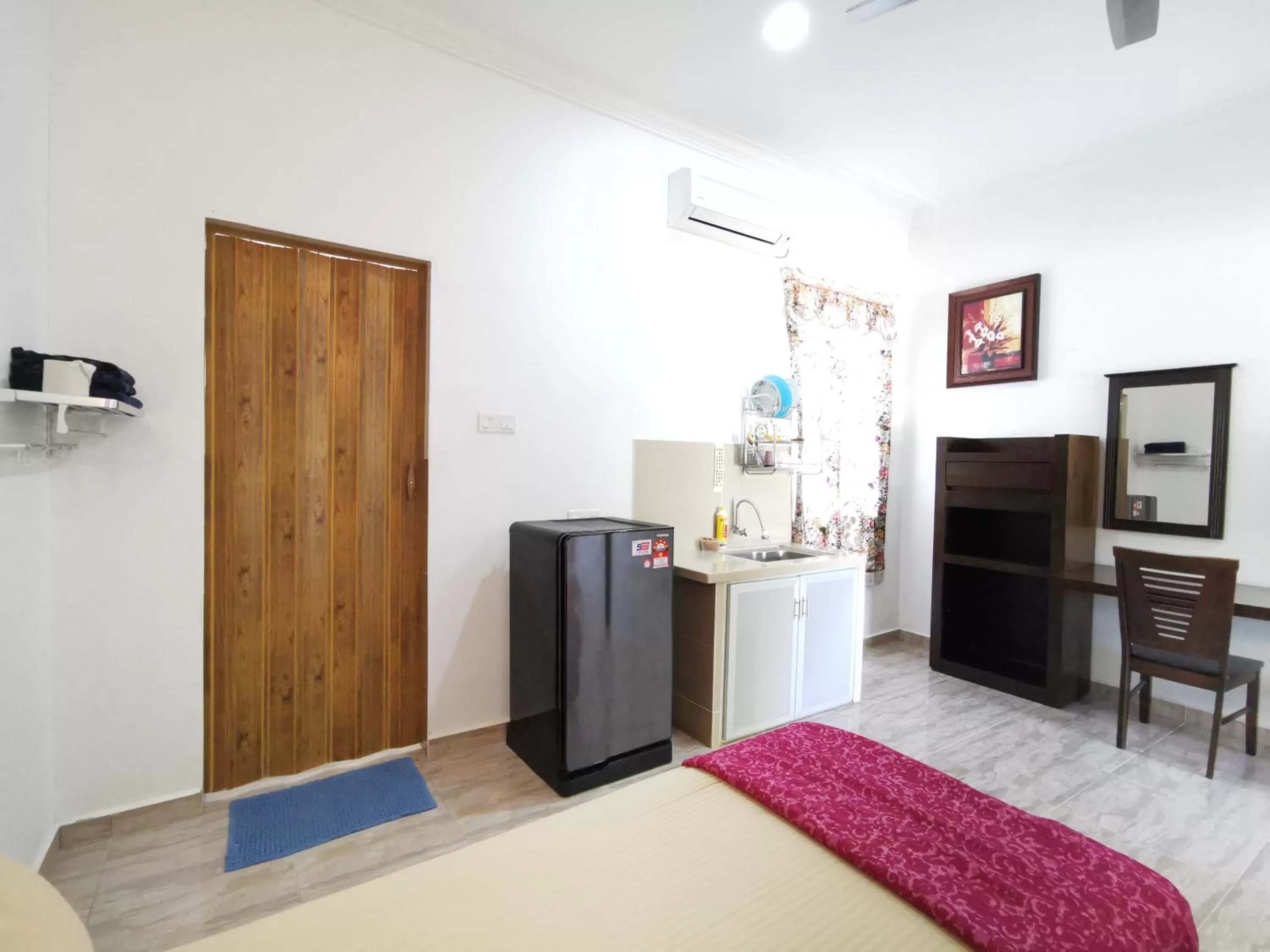 Bedroom, Bed in Cenang Room Rahsia Motel