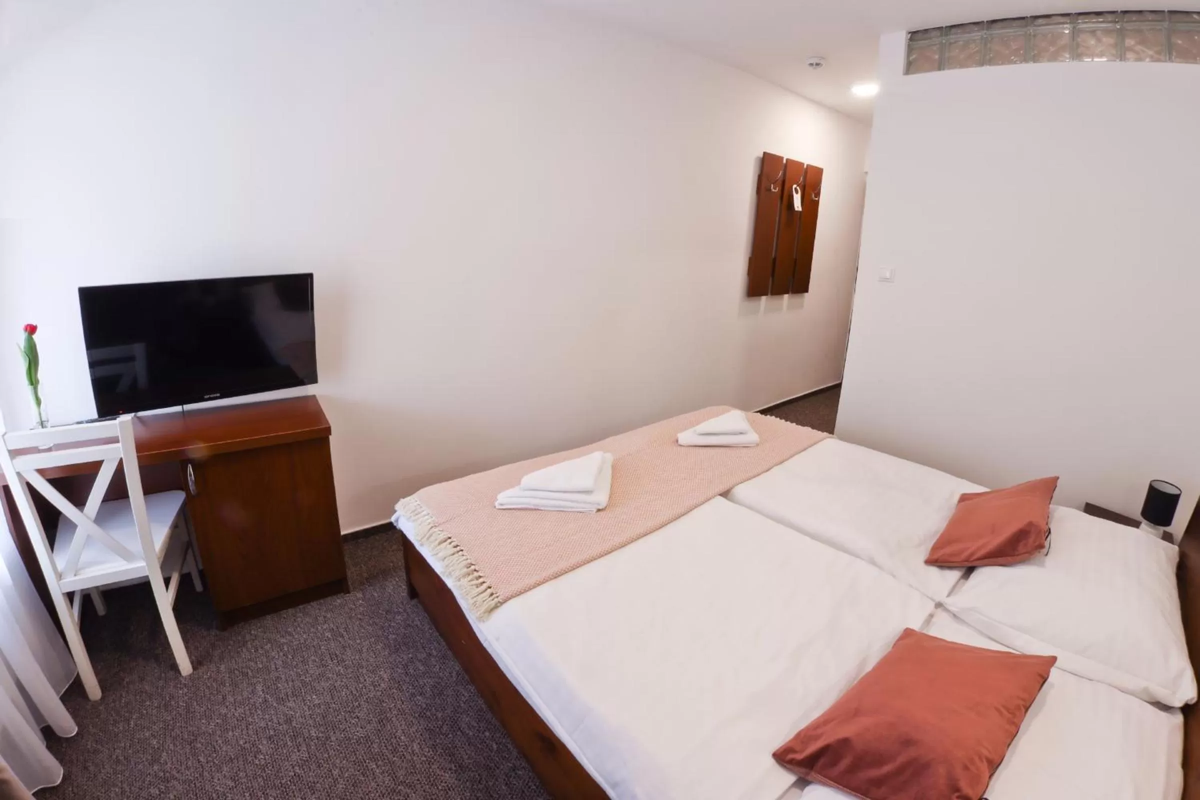 Photo of the whole room, Bed in Hotel Slanica