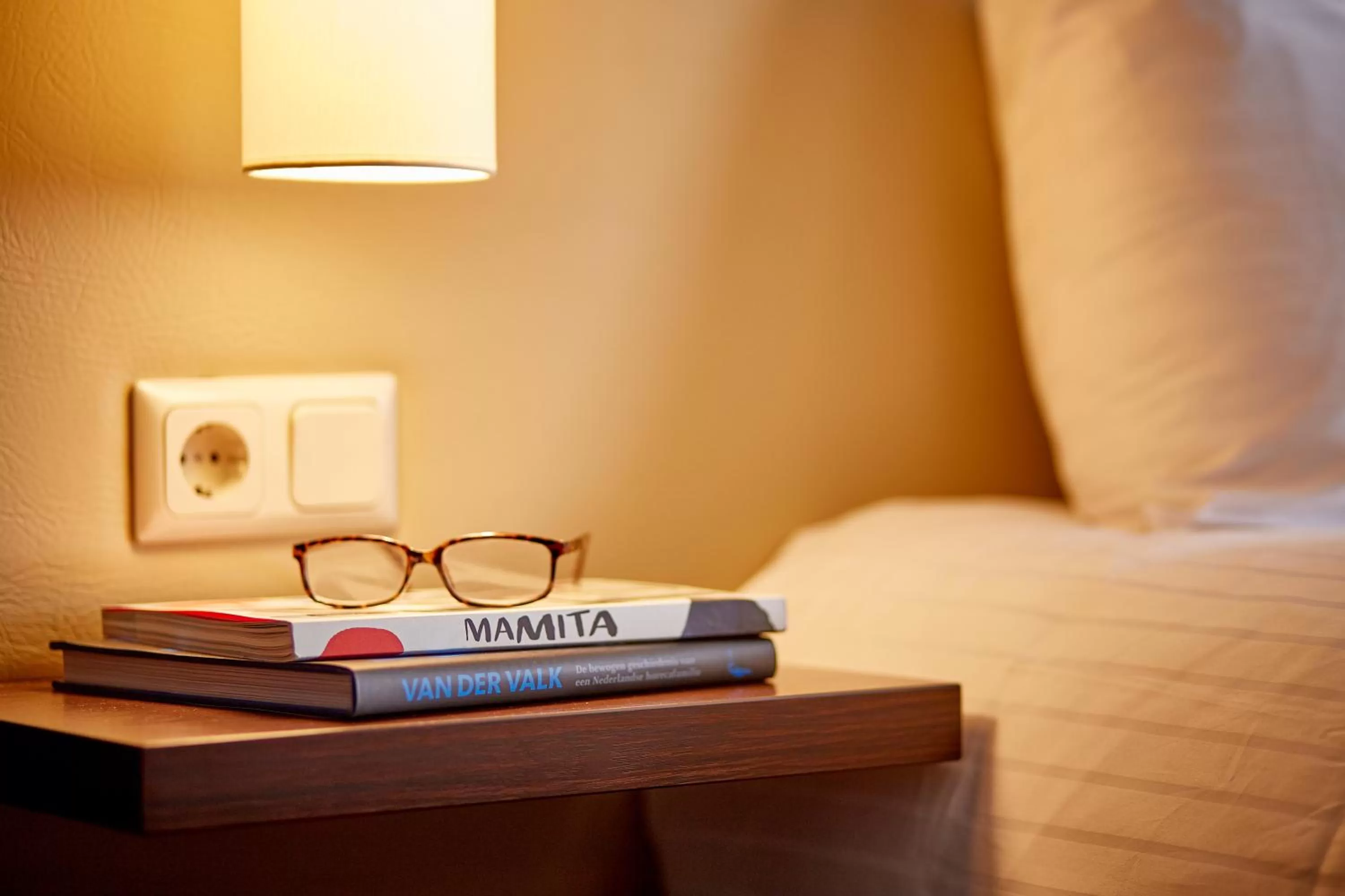 Bed in Van der Valk Hotel ARA Zwijndrecht