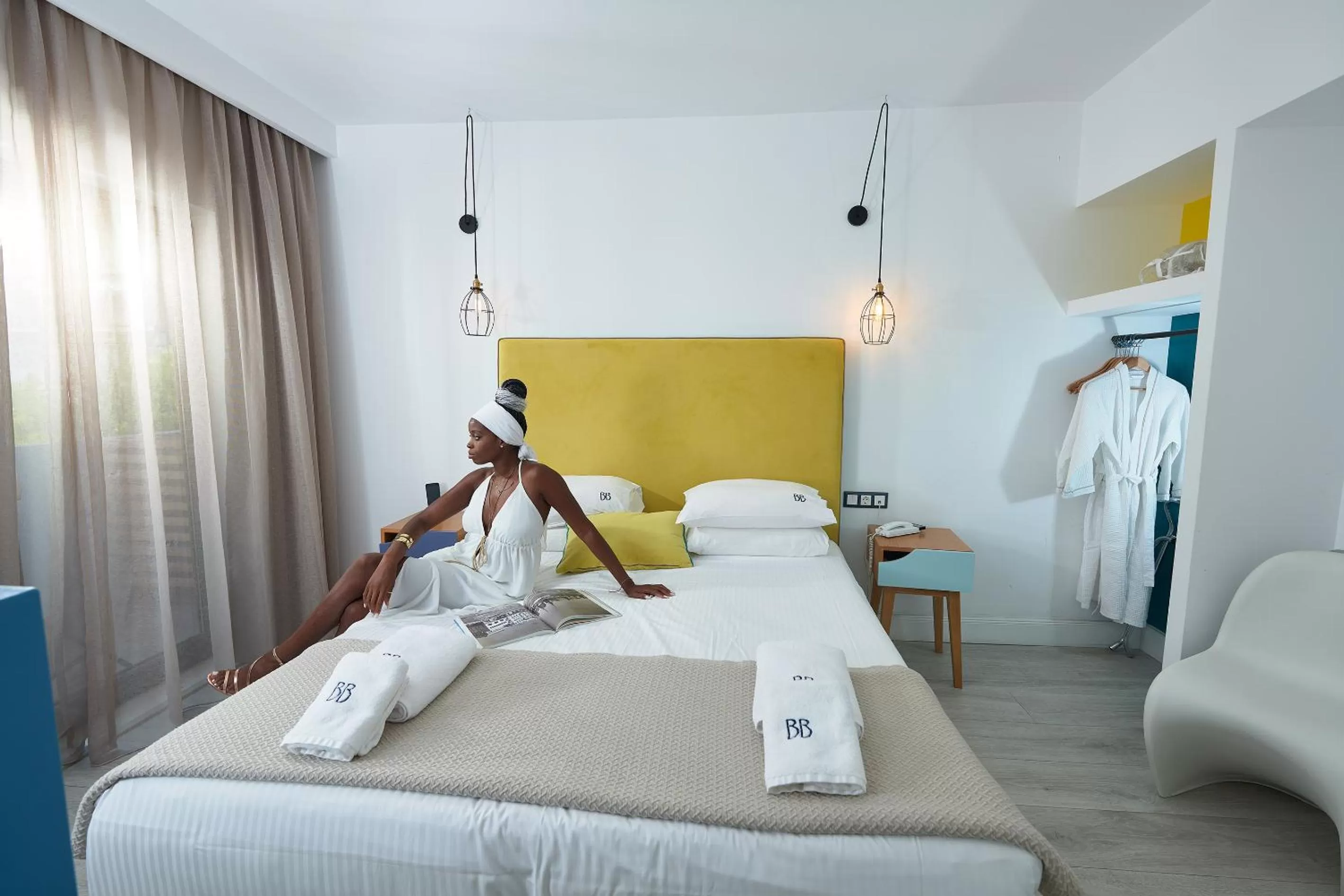 Bed in Blue Bottle Boutique Hotel