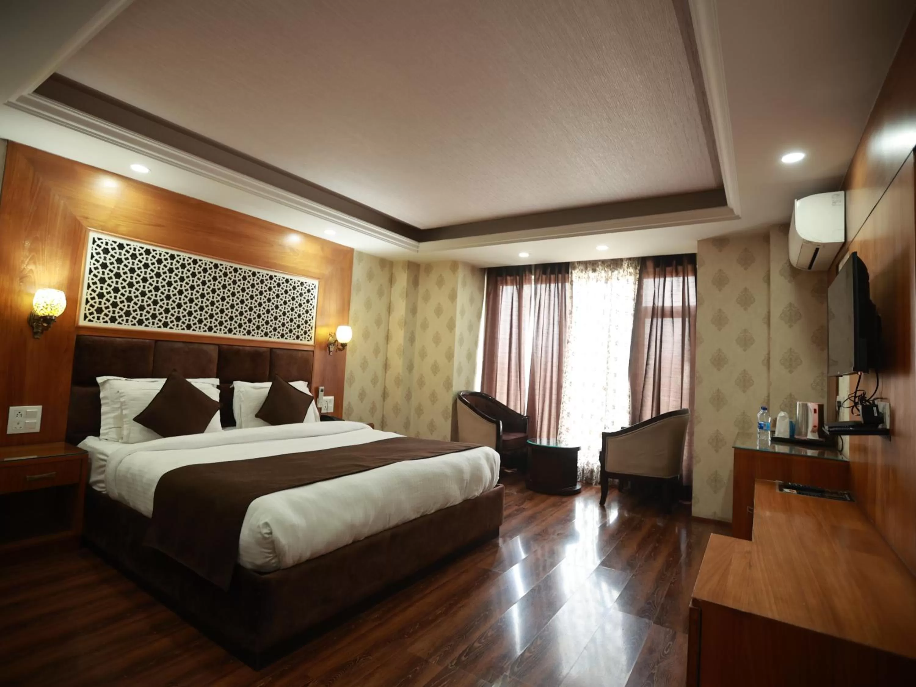 Bed in Hotel The Montreal