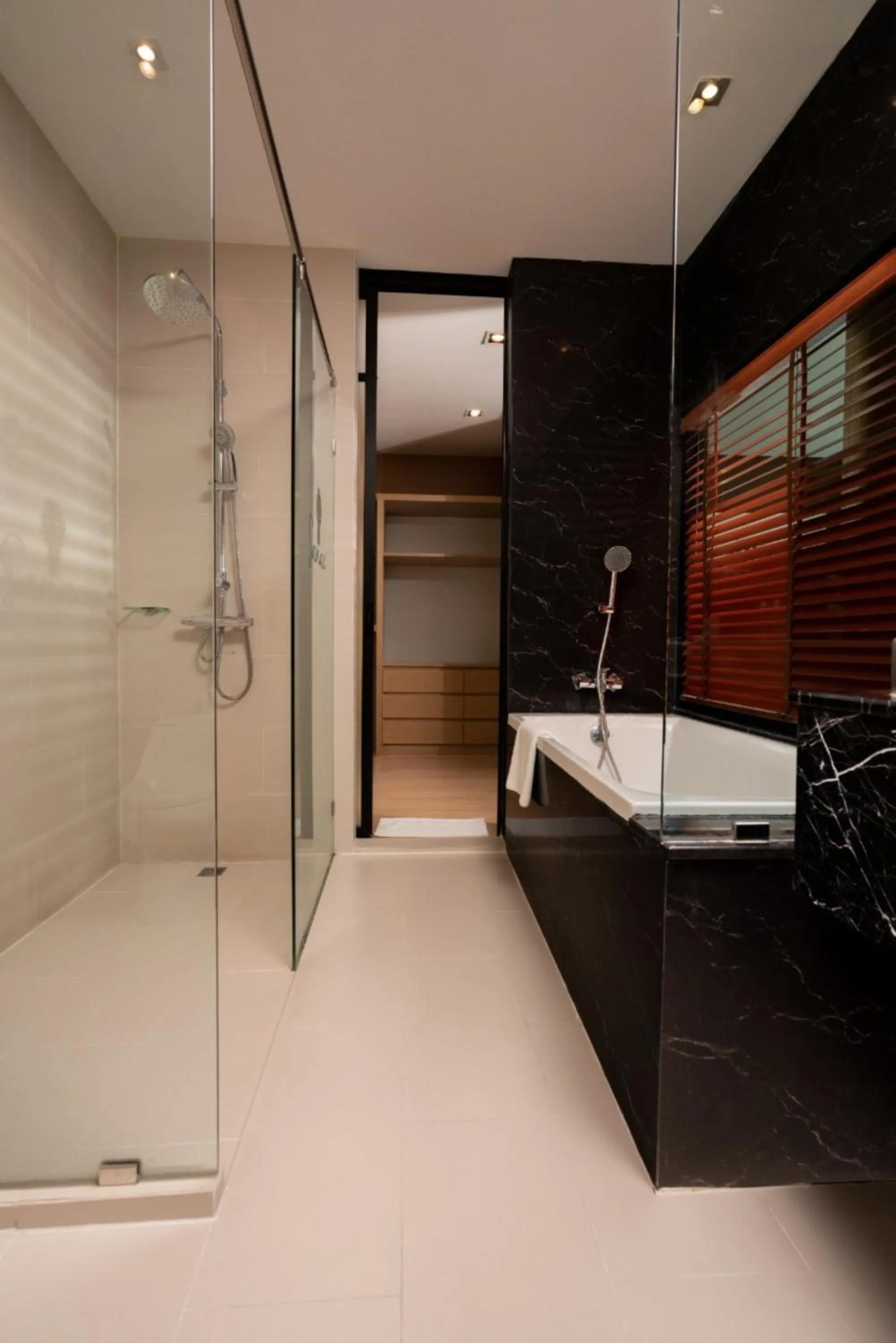 Toilet in Sanae' Hotel Nimman