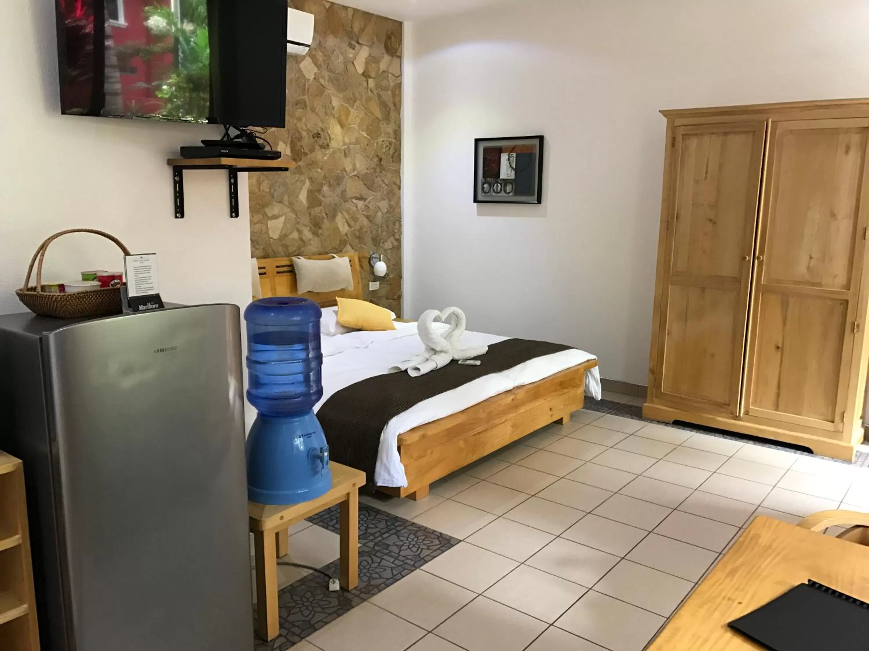 Bedroom, Bed in Alona's Coral Garden Resort (Adult-Only)