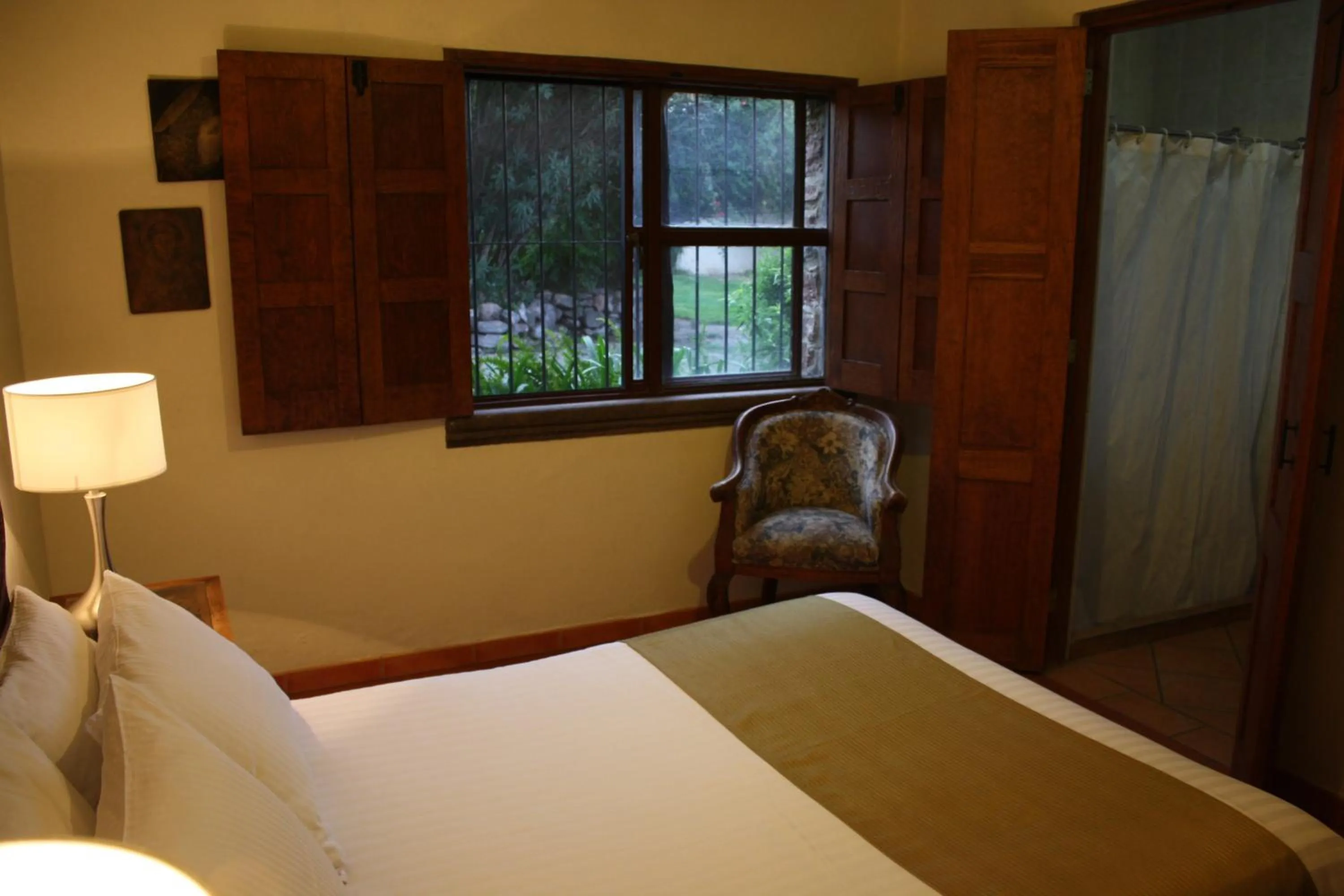 Photo of the whole room, Bed in Hotel Layseca