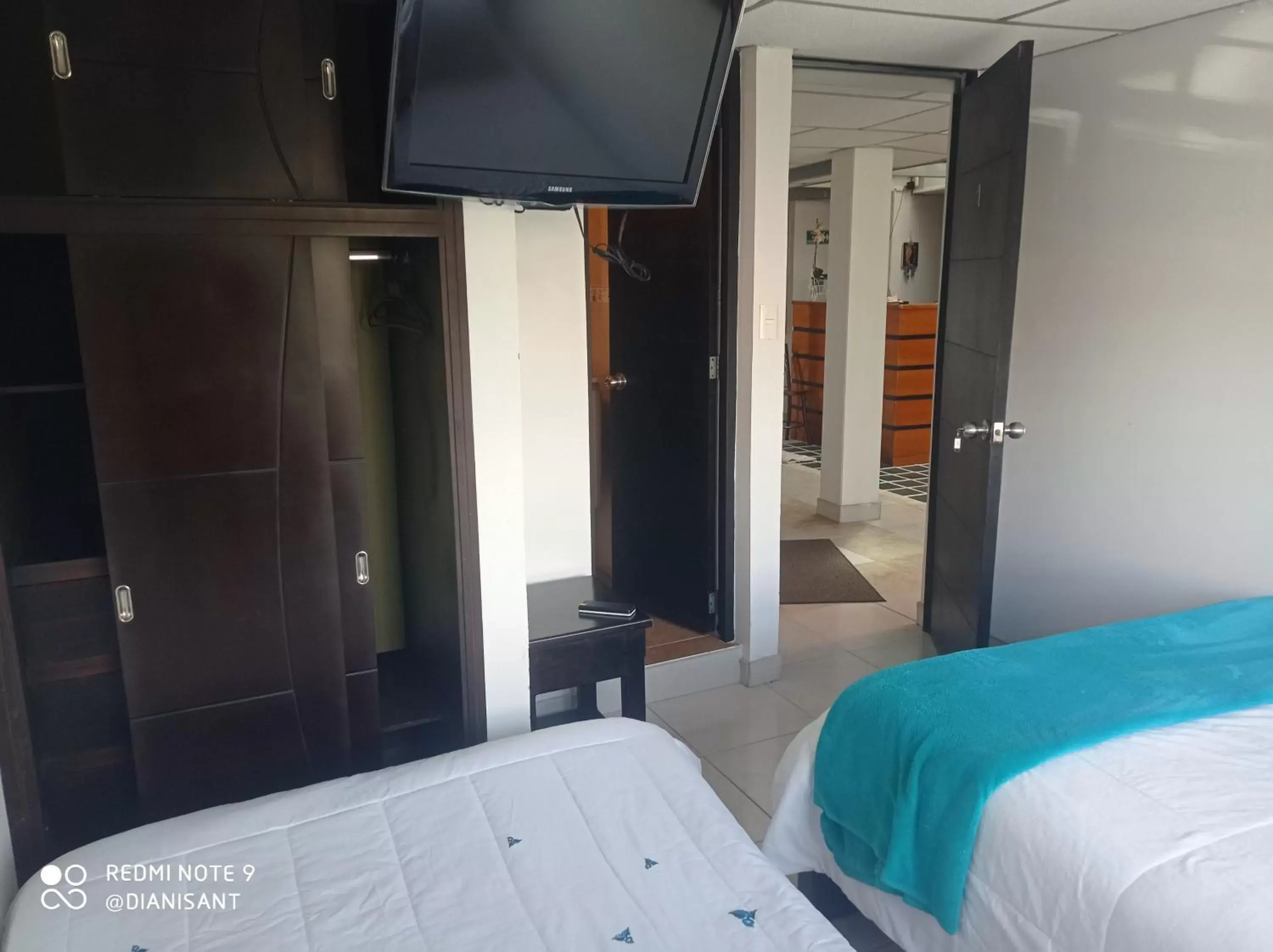 Double Room with Private Bathroom - single occupancy in Refugio Turistico & Restaurante Dylam Double Room with Private Bathroom - single occupancy in Refugio Turistico & Restaurante Dylam