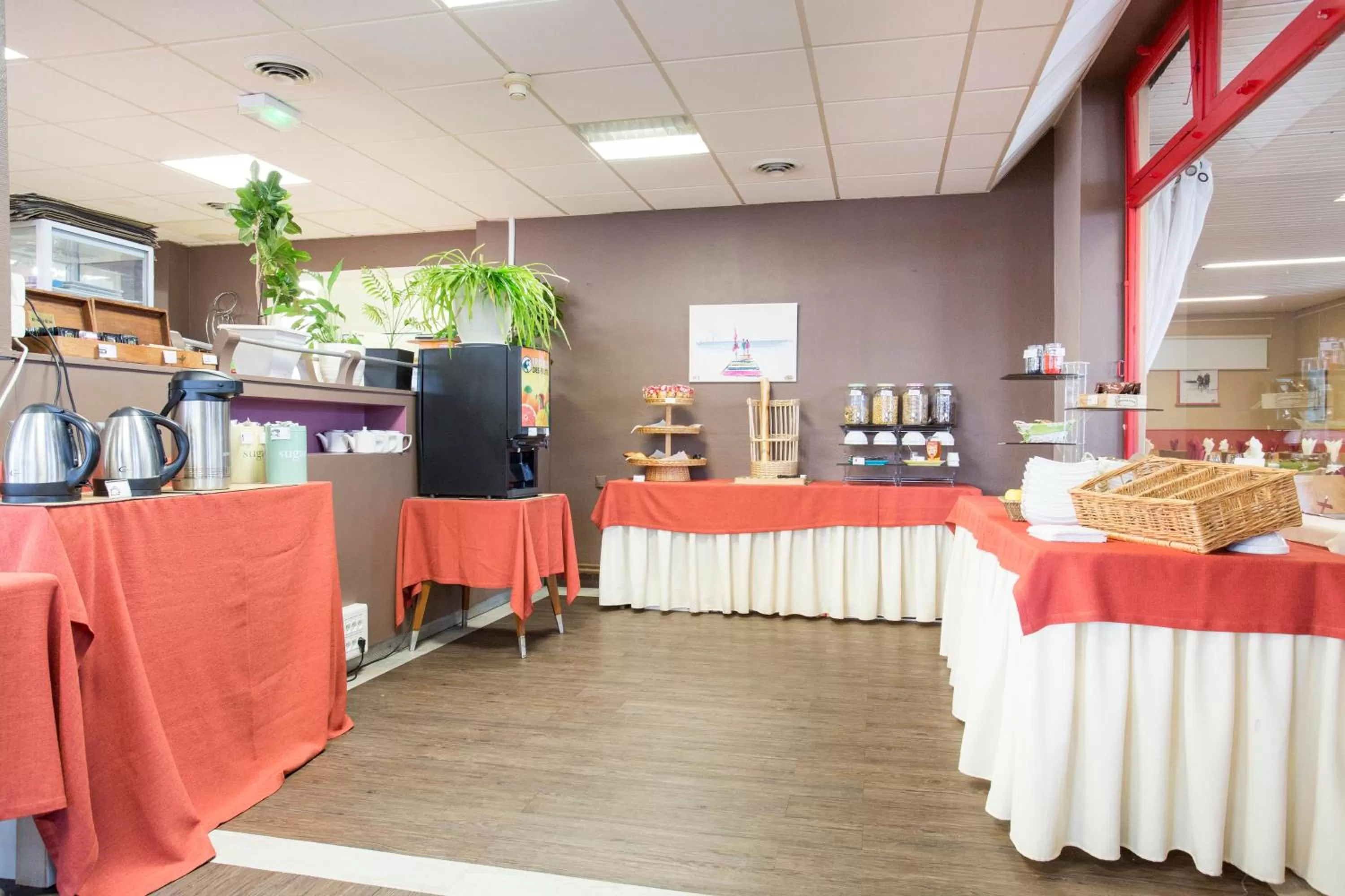 Hôtel Les Gens De Mer Lorient by Popinns