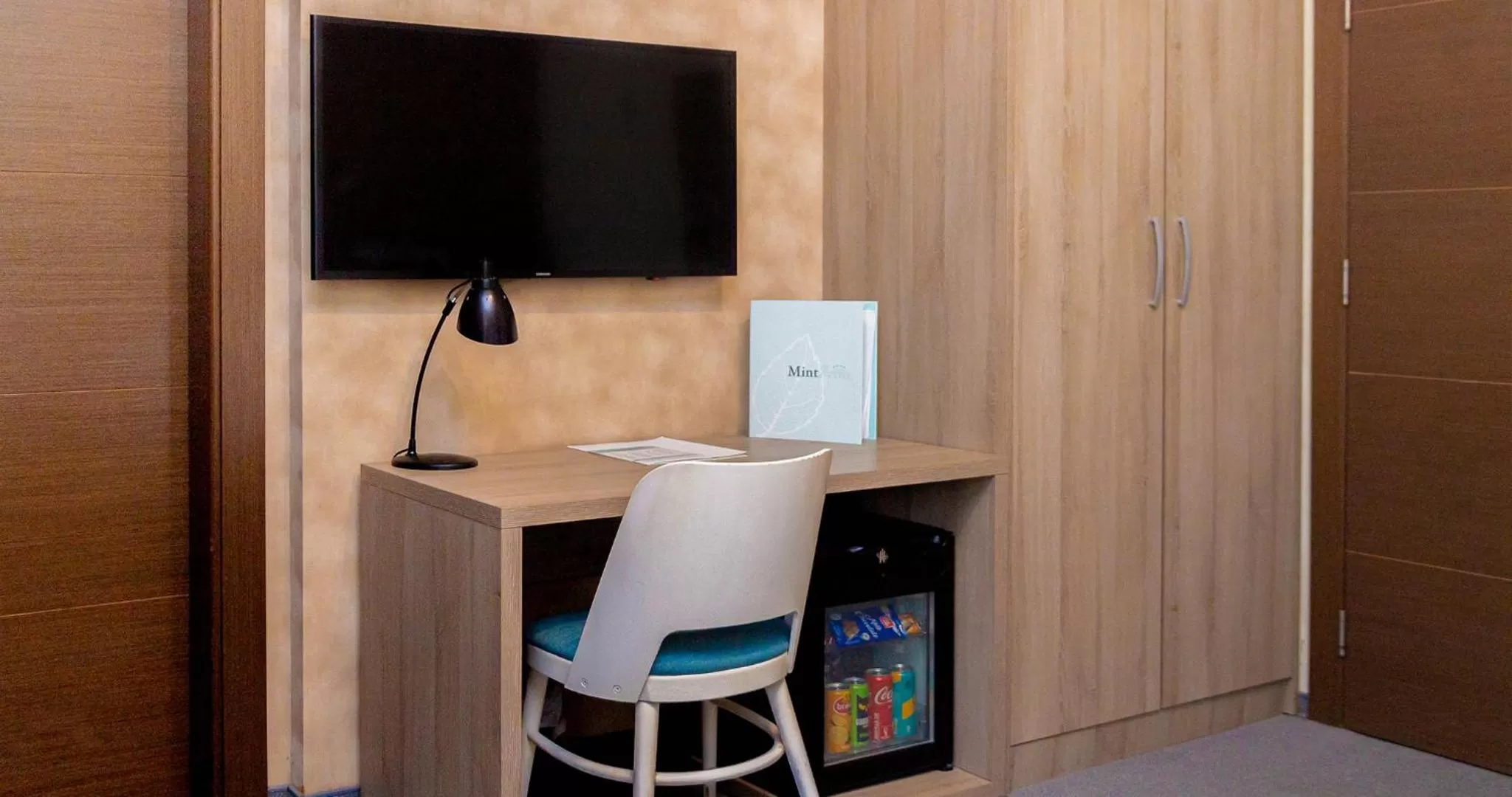 hair dresser in Garni Hotel Mint