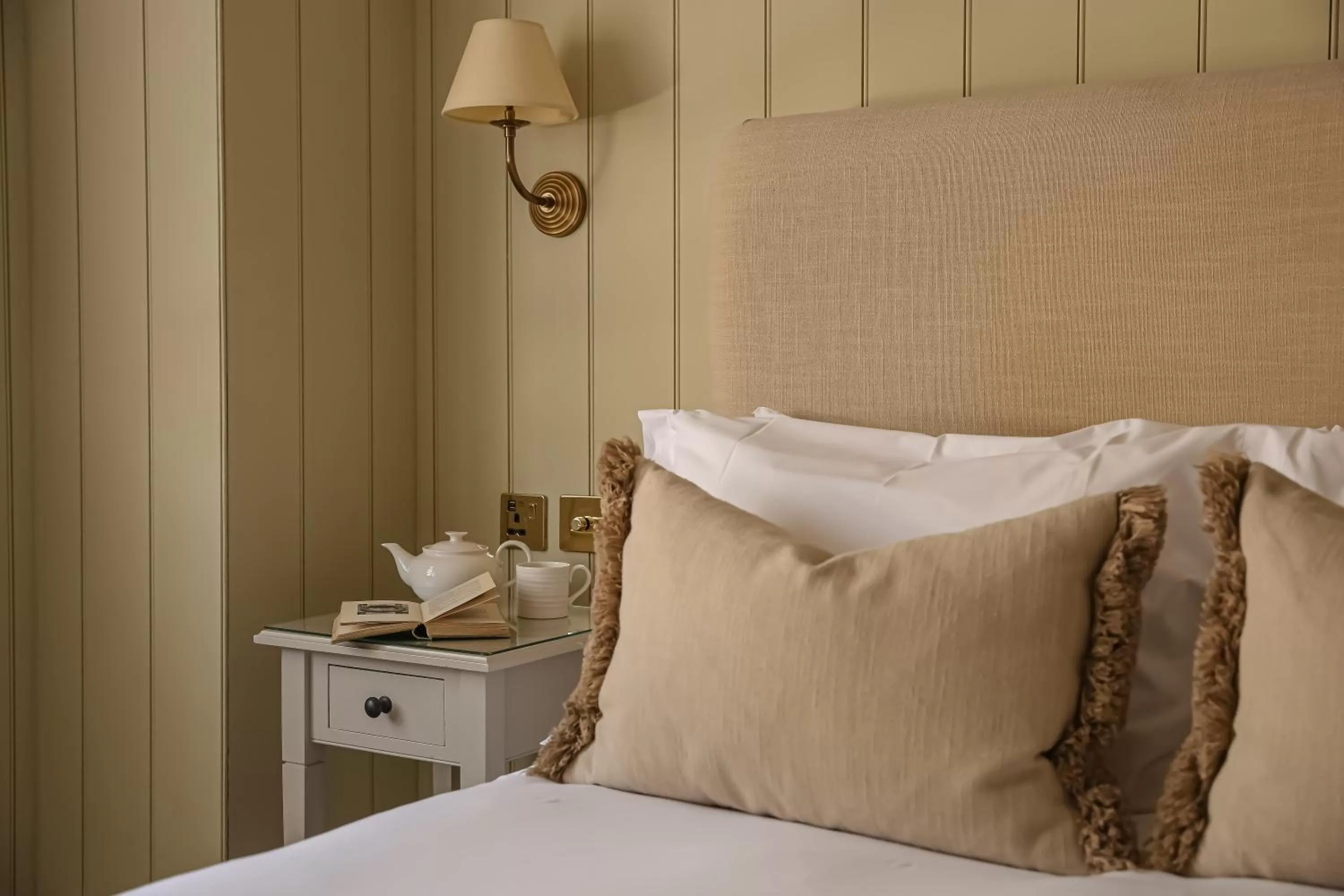 Bed in The Yard in Bath Hotel