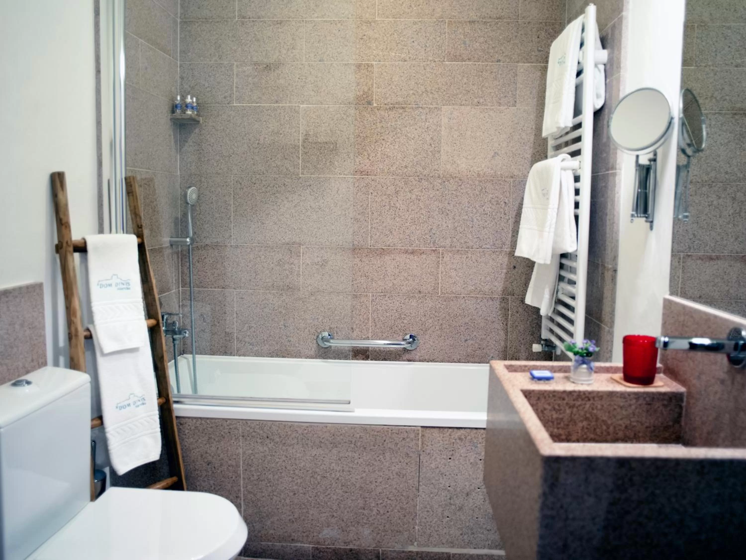 Bathroom in Dom Dinis Marvão