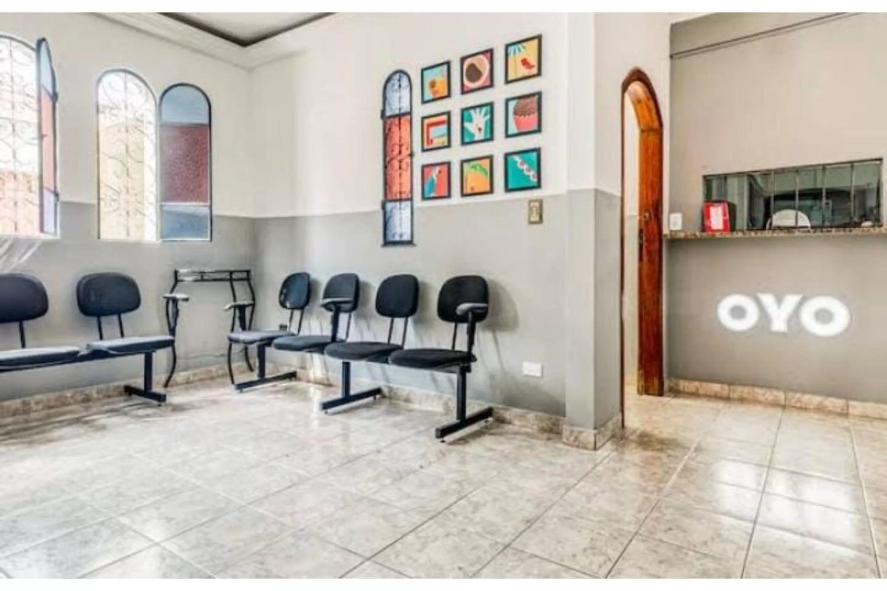 Seating area in Hotel Park Leste, São Paulo