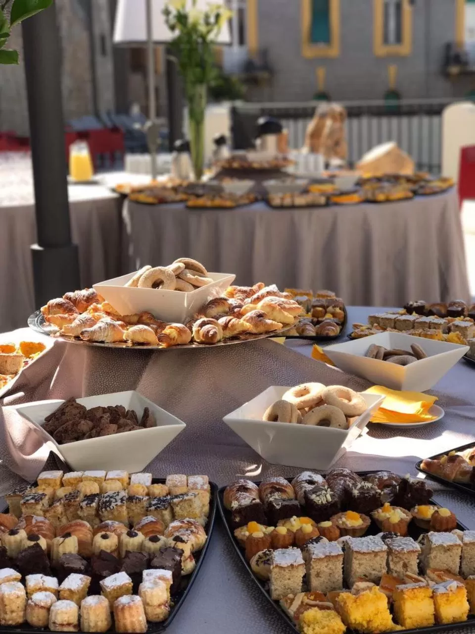 Garden in Hotel The Building