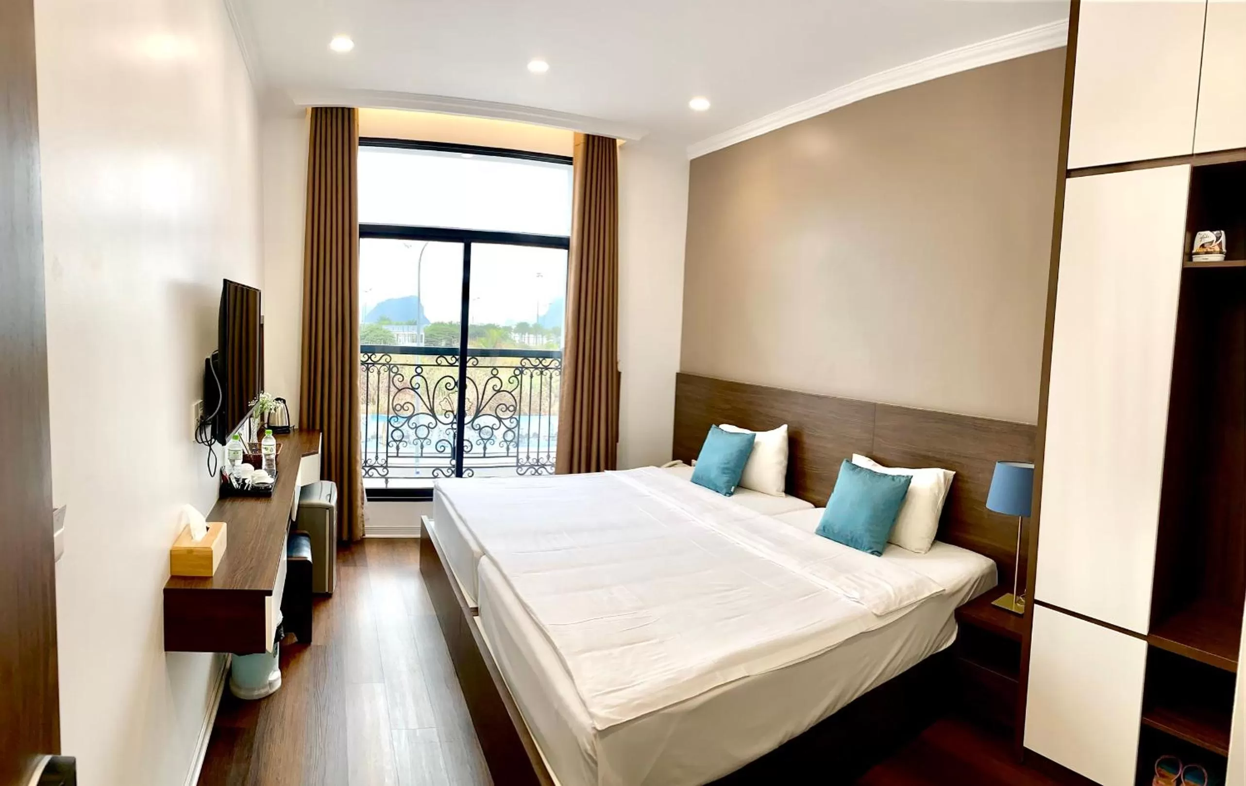 Minh Phong Hotel Ha Long