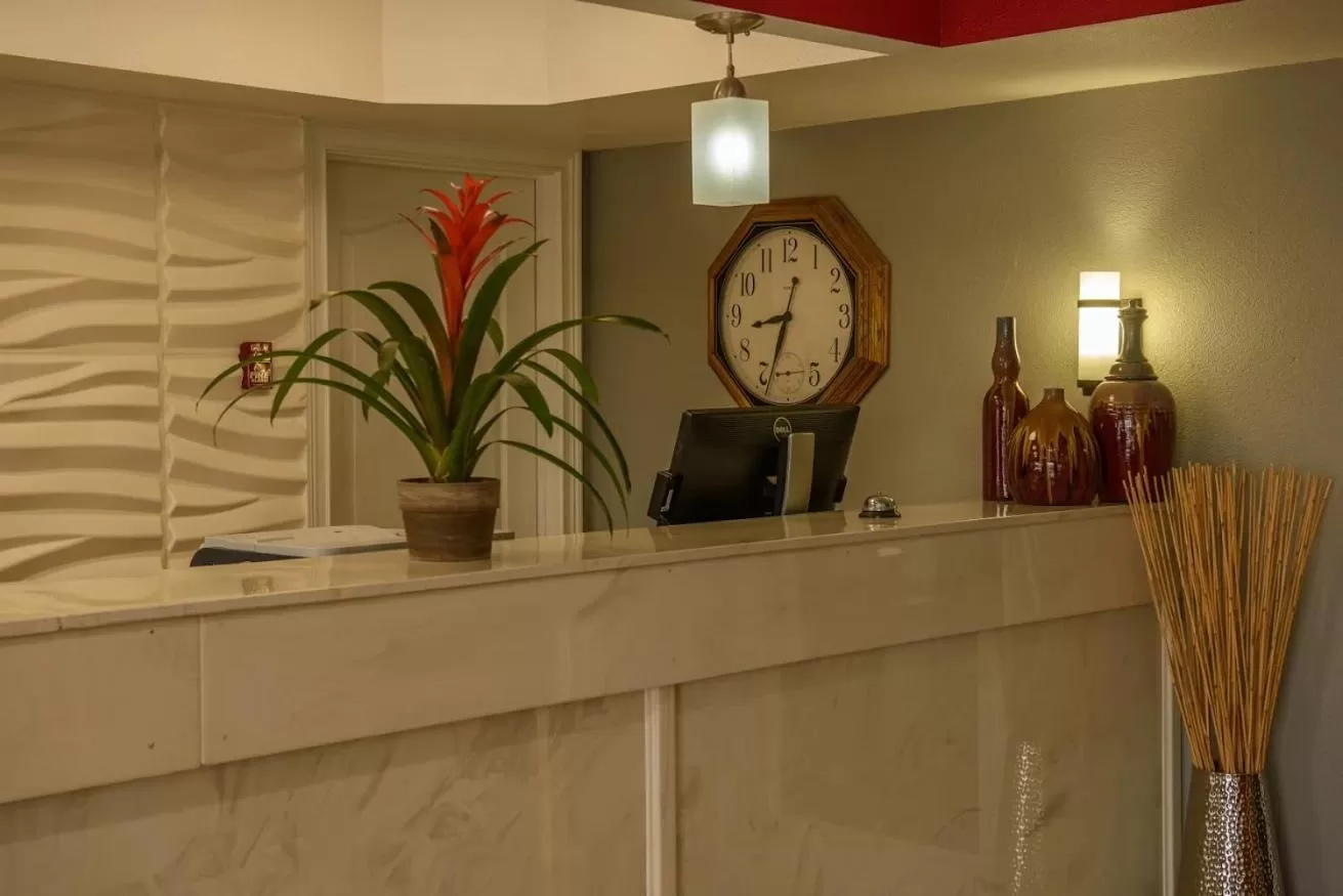 Lobby or reception in Richland Inn