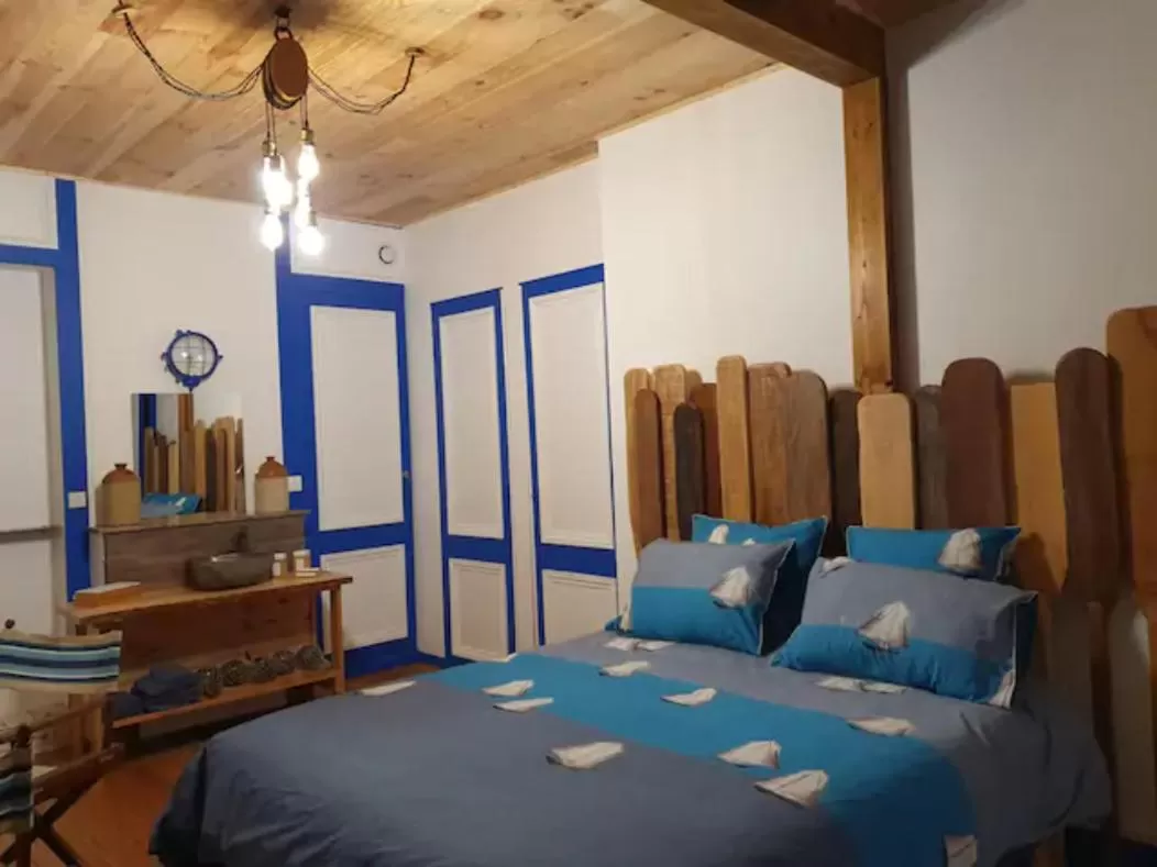 Standard Queen Room in B & B Les Secrets des Loges