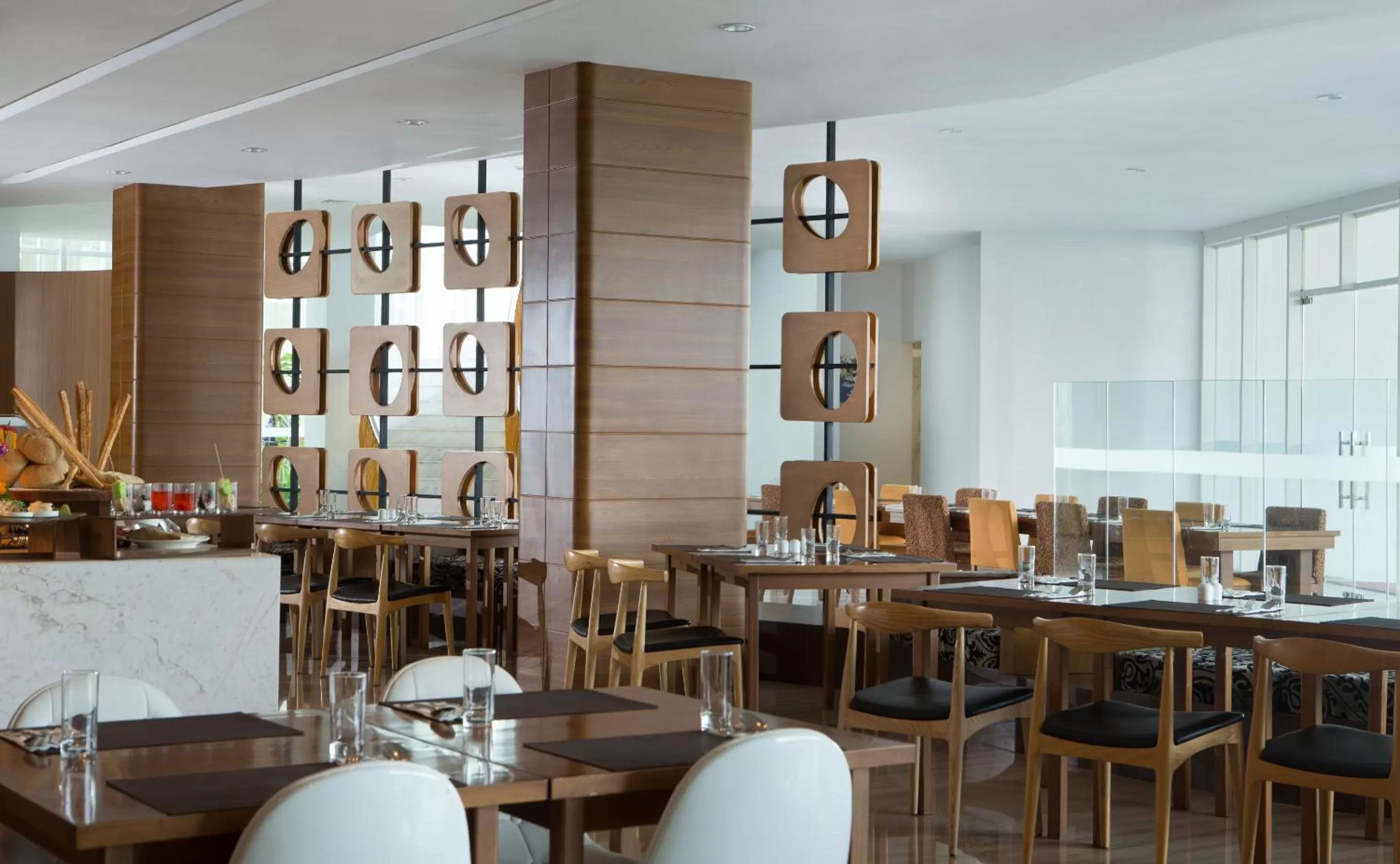 Restaurant/places to eat in Hariston Hotel & Suites, Pluit - Jakarta