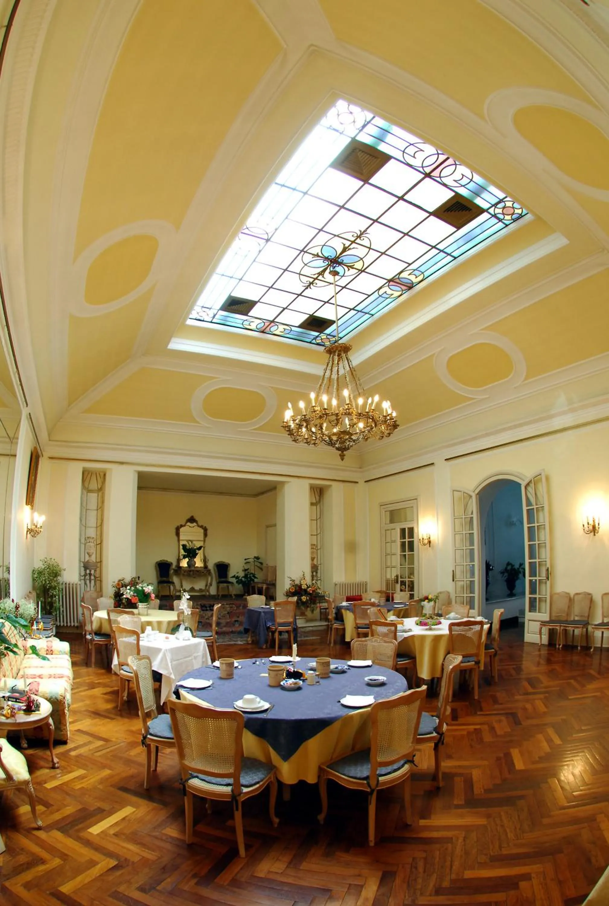 Restaurant/places to eat in Grande Albergo Quattro Stagioni
