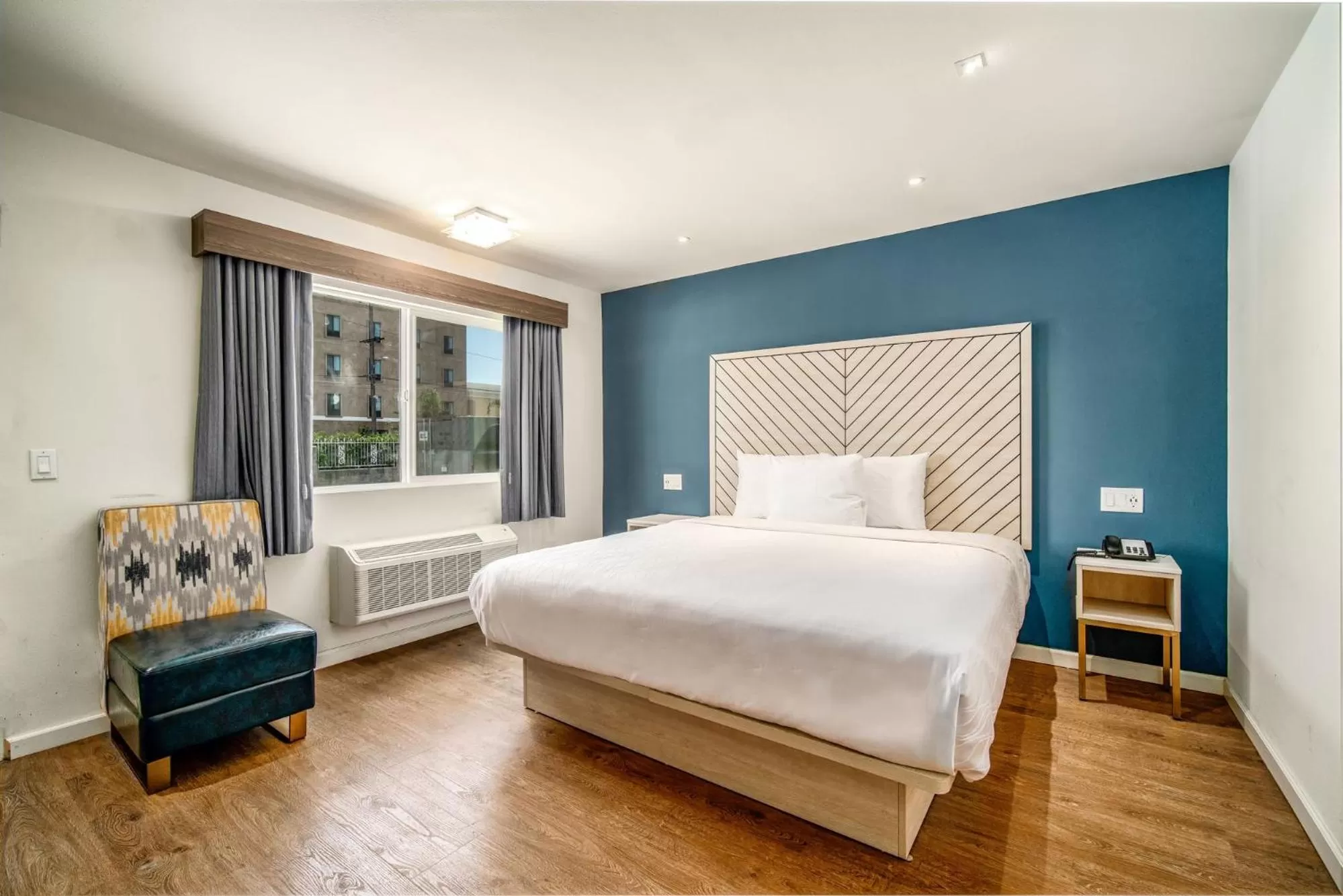 King Room in Trend Hotel at LAX Airport