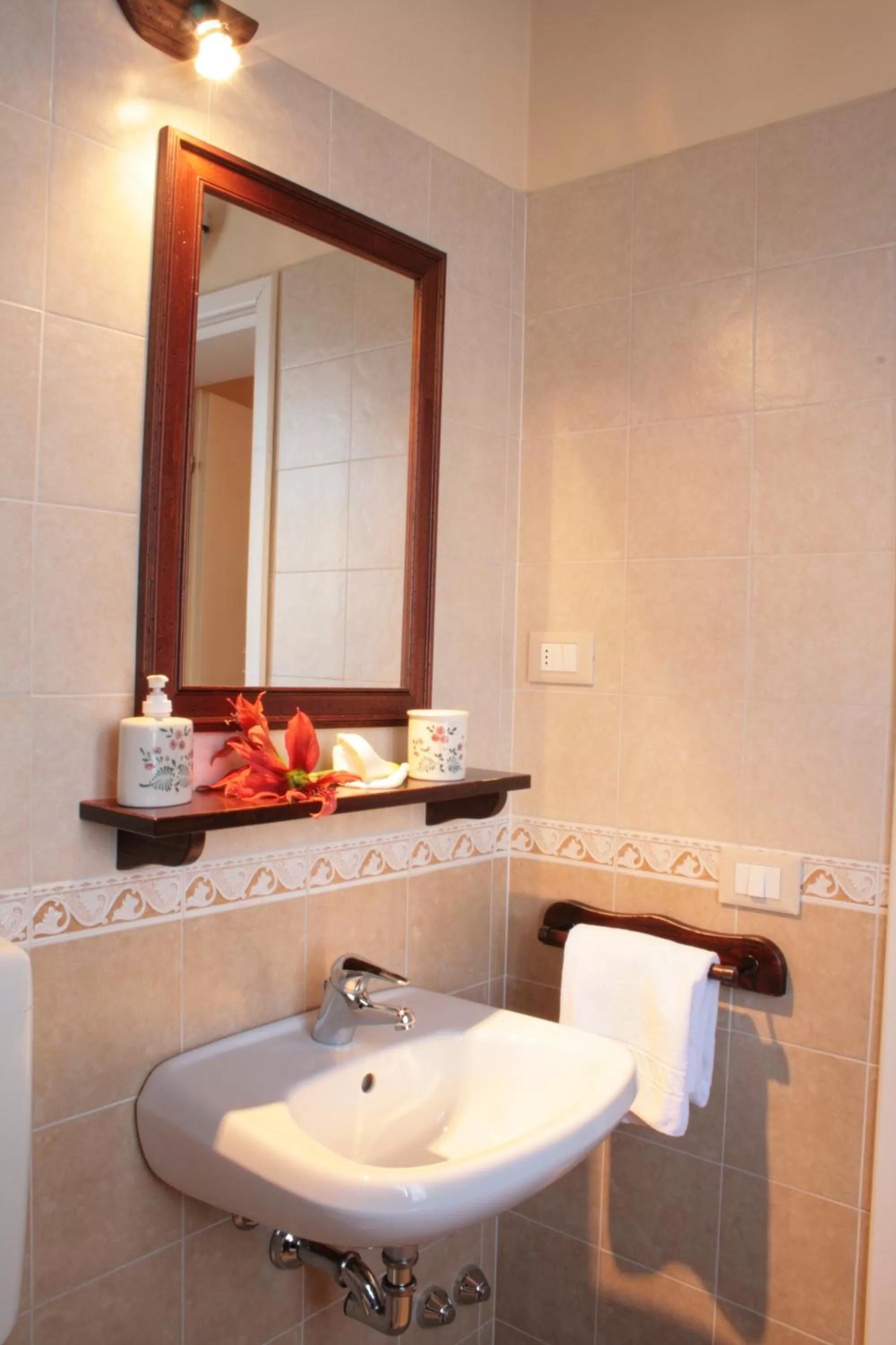 Toilet in Bed & Breakfast Il Bargello