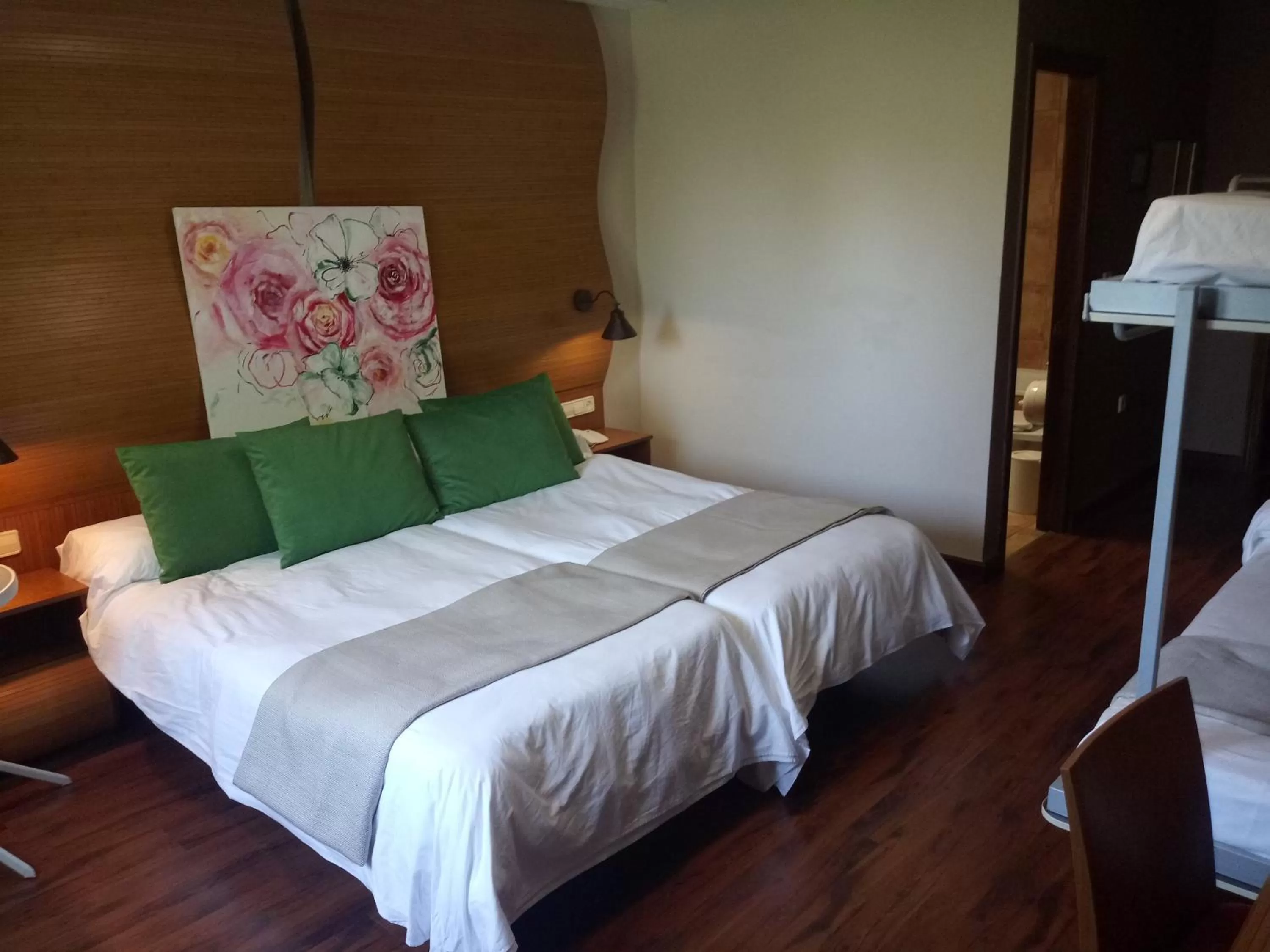 Photo of the whole room, Bed in Hotel El Guerra