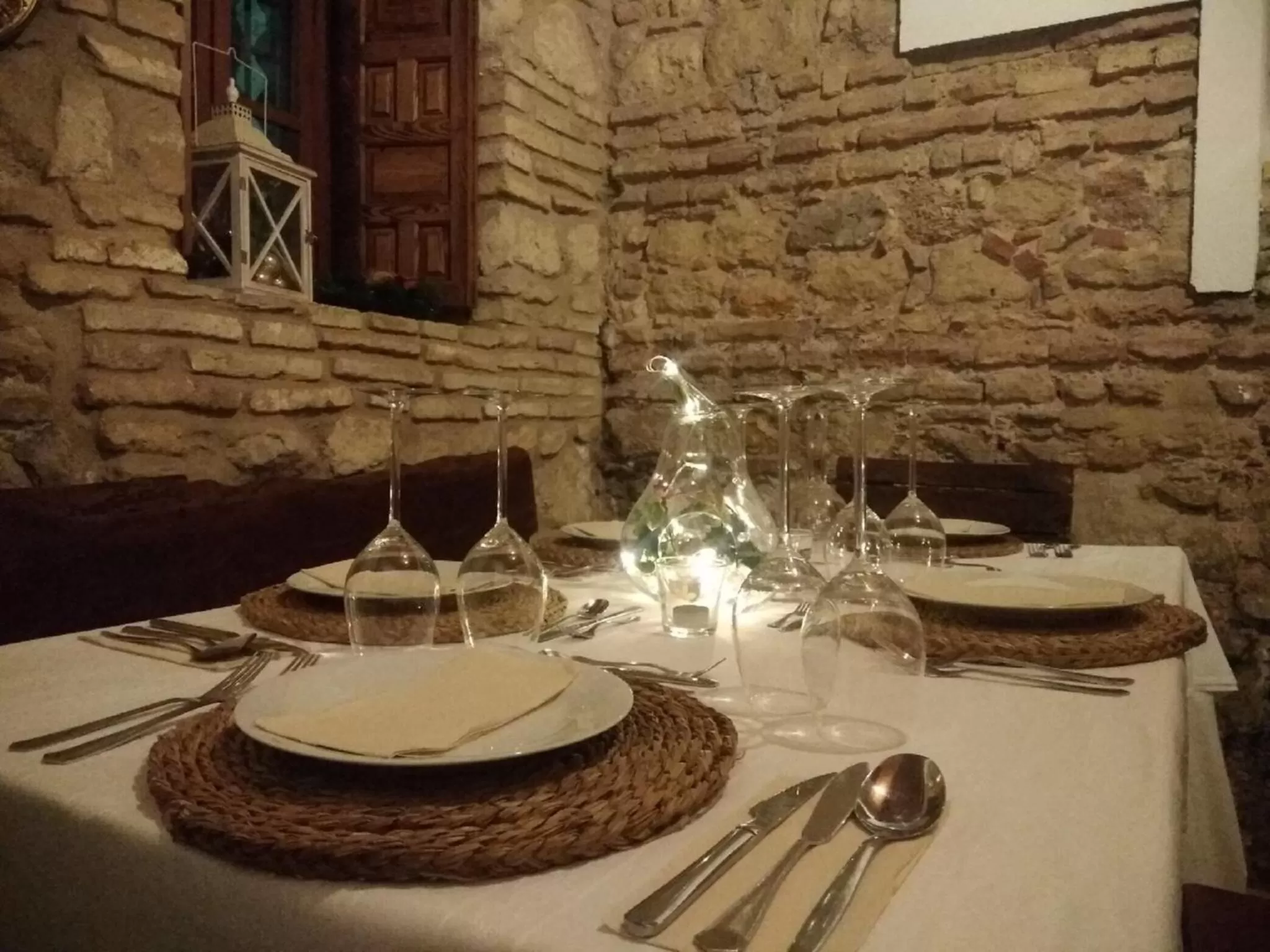 Restaurant/places to eat in Hotel Plateros