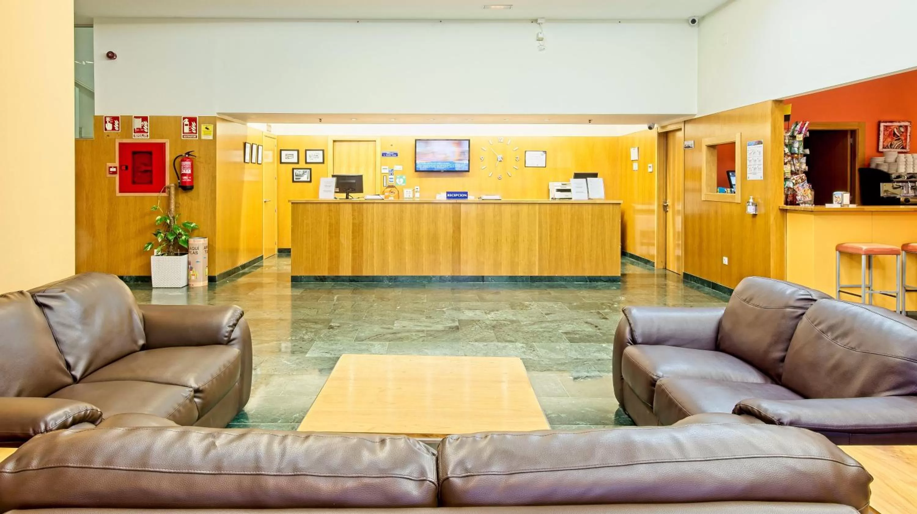 Lobby or reception in La Estación