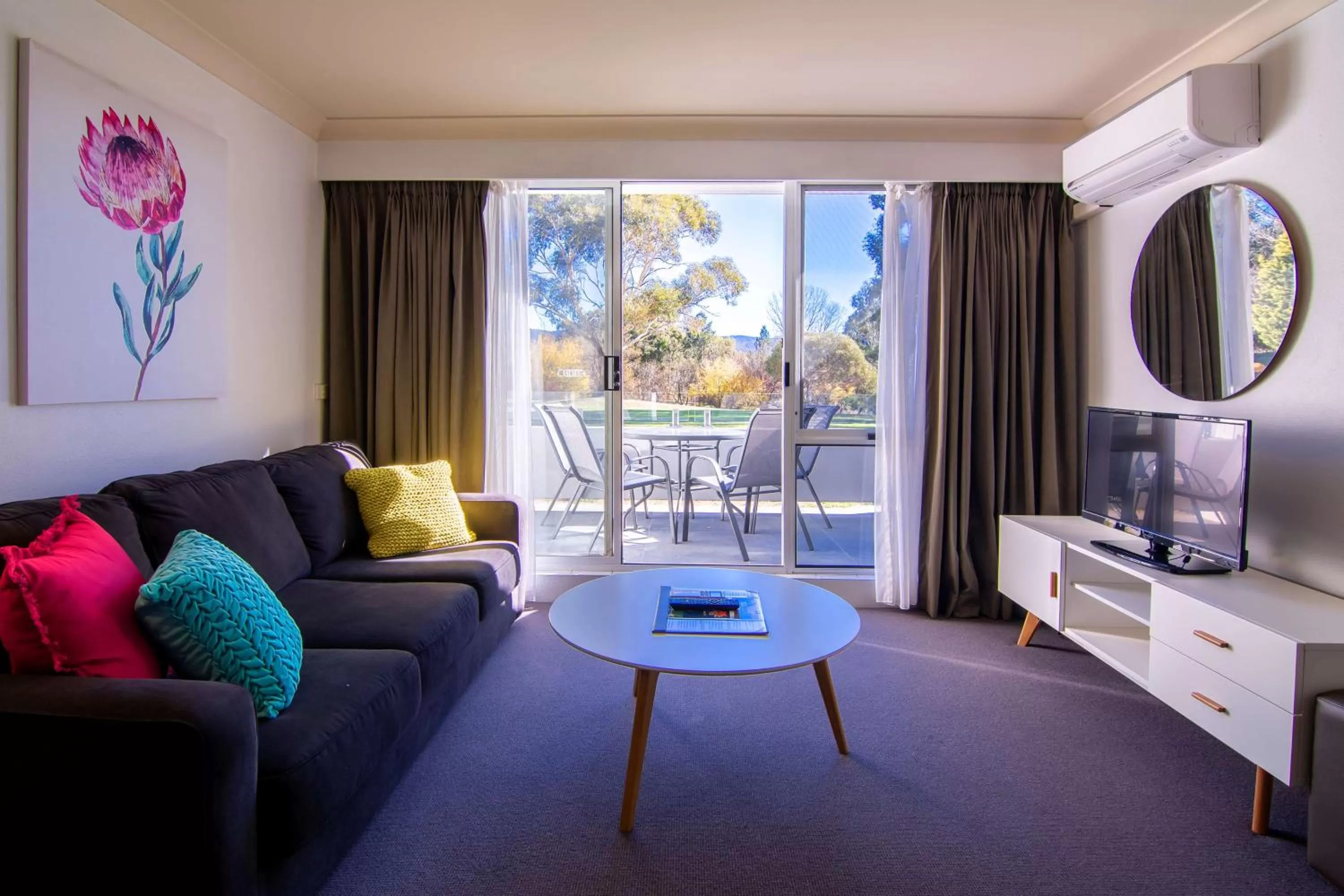 Bedroom in Horizons Lake Jindabyne