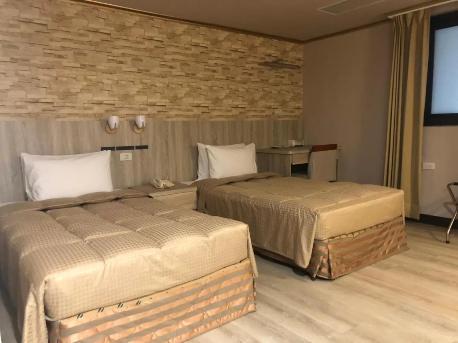 Standard Twin Room in Unite Hotel