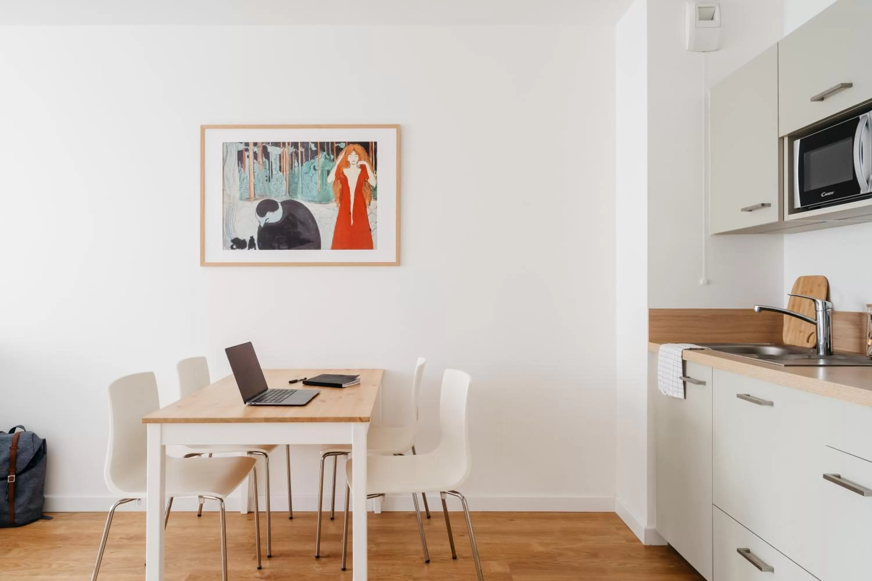 Kitchen or kitchenette in Edgar Suites Châtillon