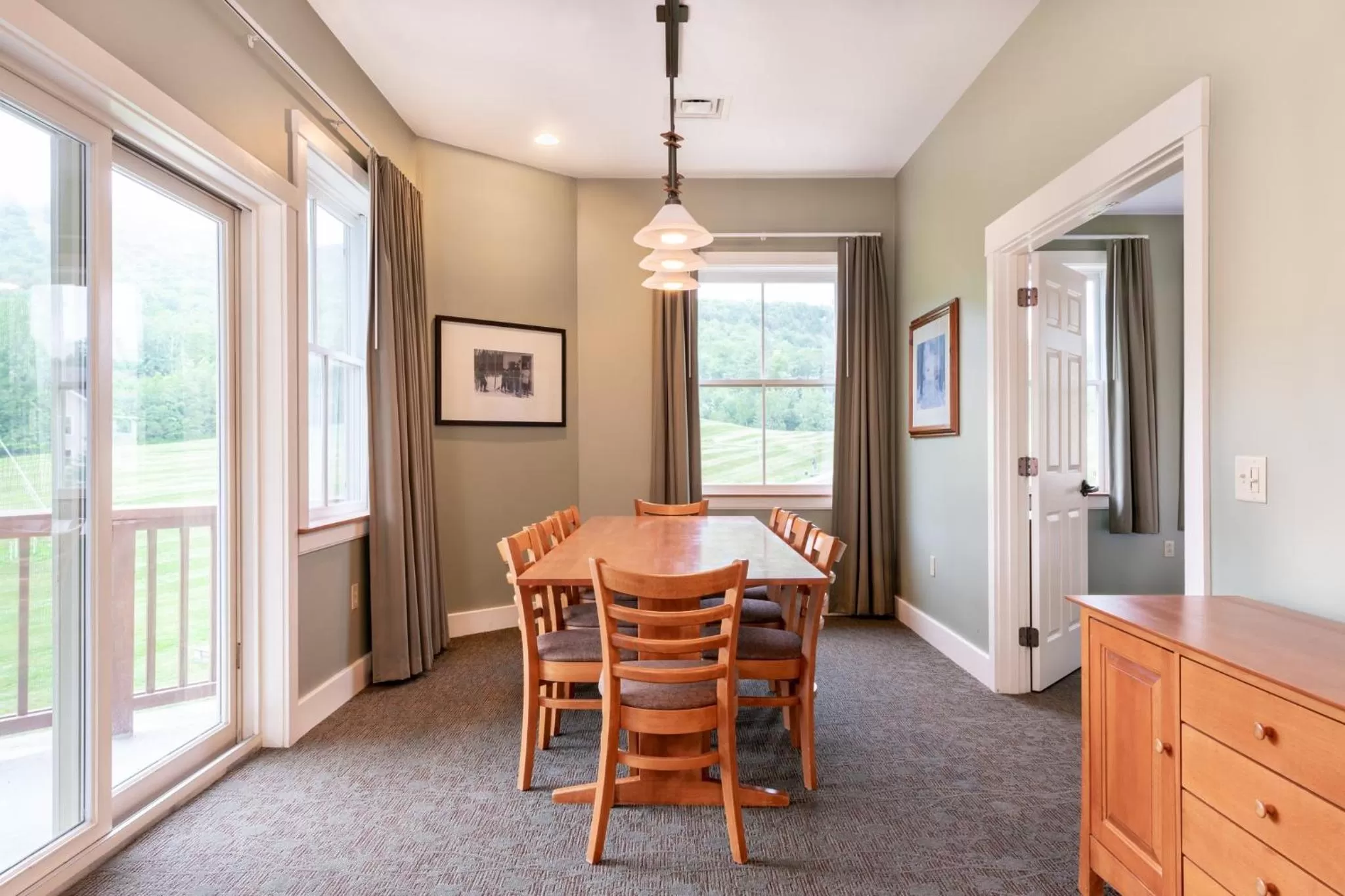 Photo of the whole room in Jackson Gore Village on Okemo Mountain
