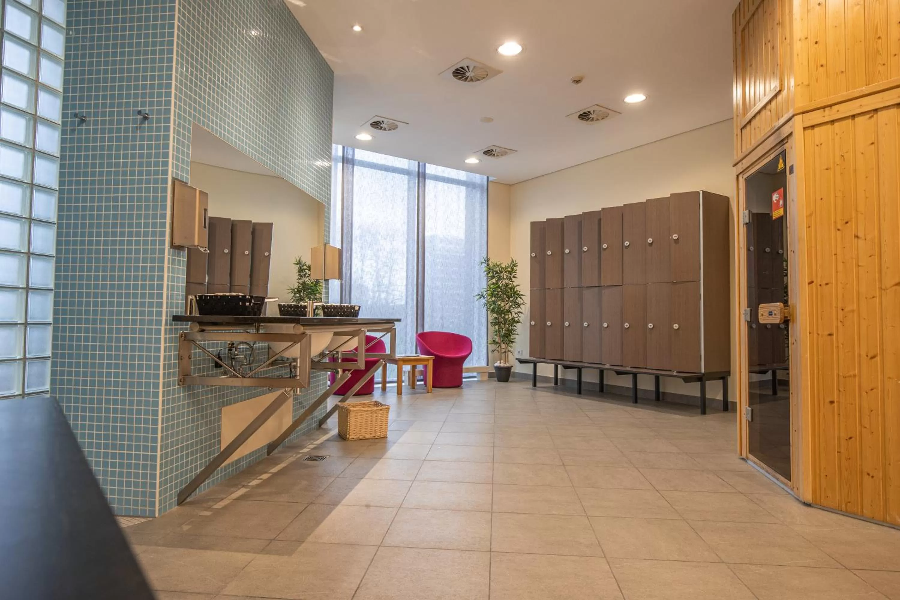 Fitness centre/facilities in Crowne Plaza Brussels Airport by IHG