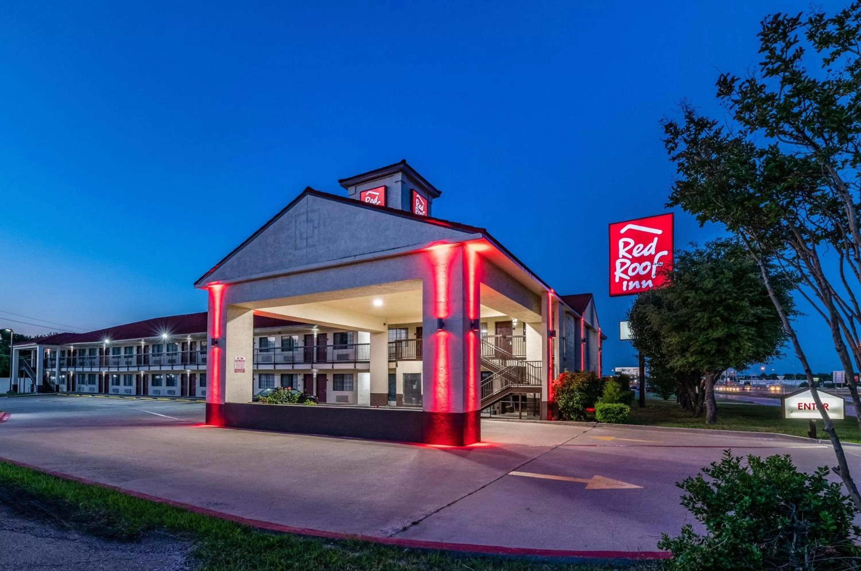 Property building in Red Roof Inn Dallas - Mesquite Fair Park NE