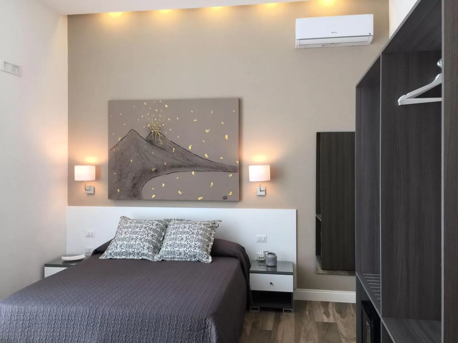 Bed in B&B Casa Caracciolo