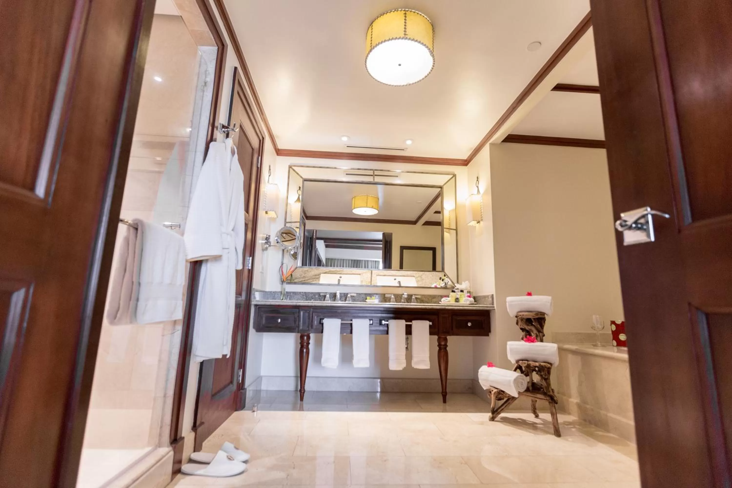 Shower in InterContinental Costa Rica at Multiplaza Mall by IHG