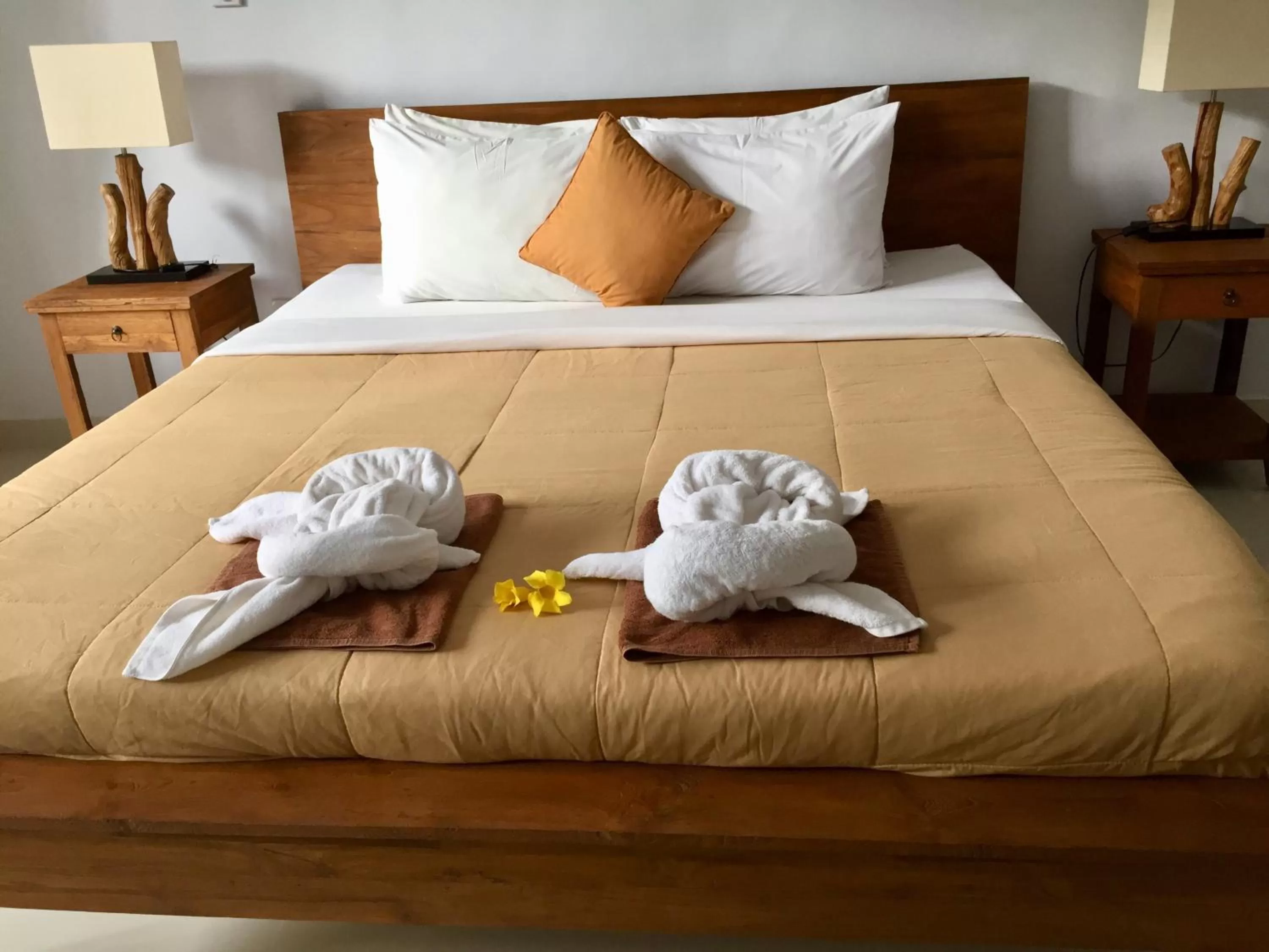 Bed in The Hidden Bali Inn