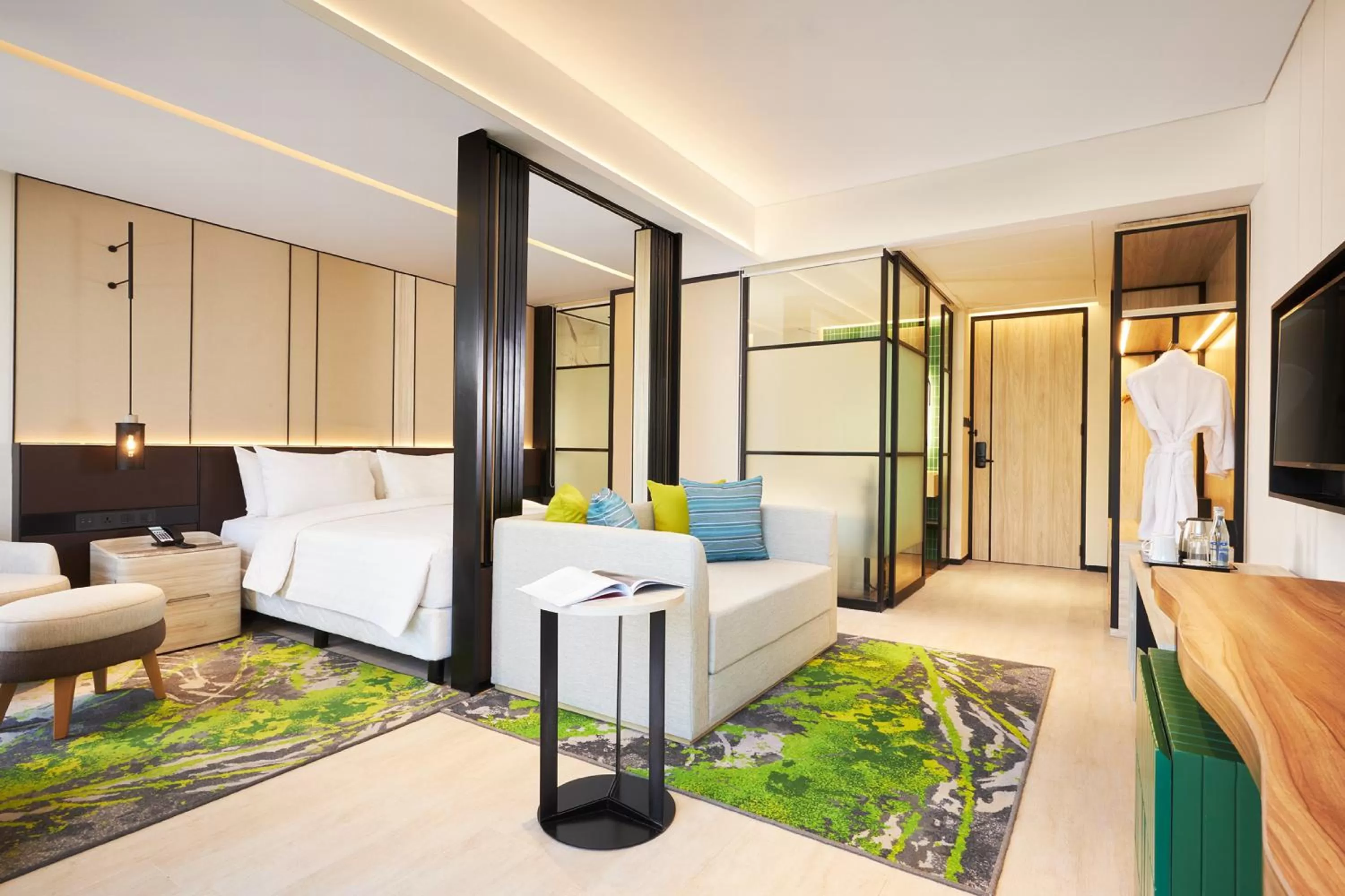 King Suite in Holiday Inn Bali Sanur by IHG