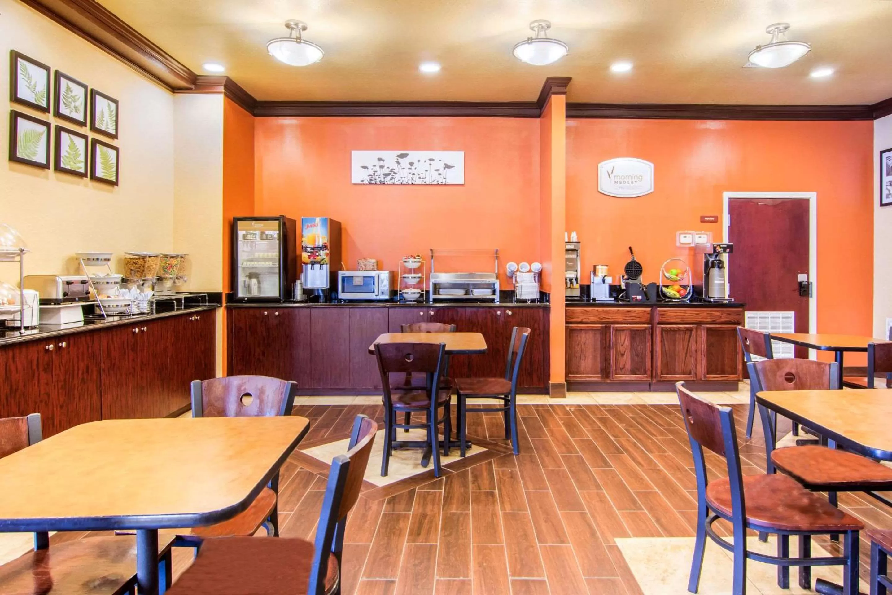 Restaurant/places to eat in Sleep Inn & Suites Athens South