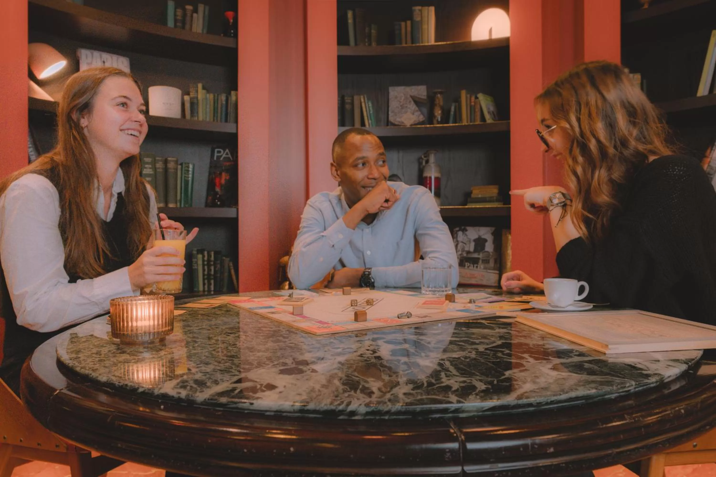 Lounge or bar in Nest Hotel Paris la Défense - MGallery Collection