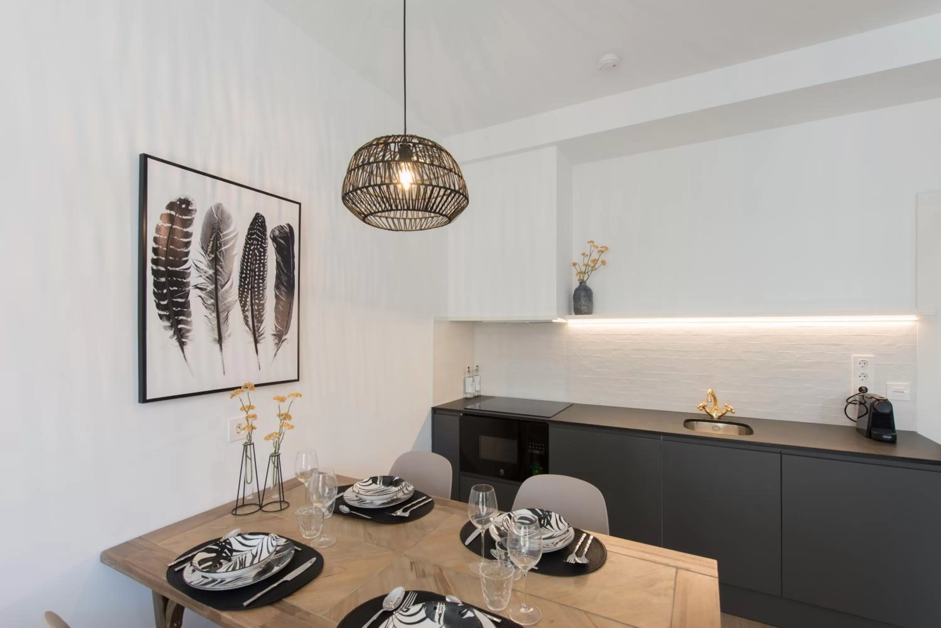 Kitchen or kitchenette in Santa Catalina Suites Gijón