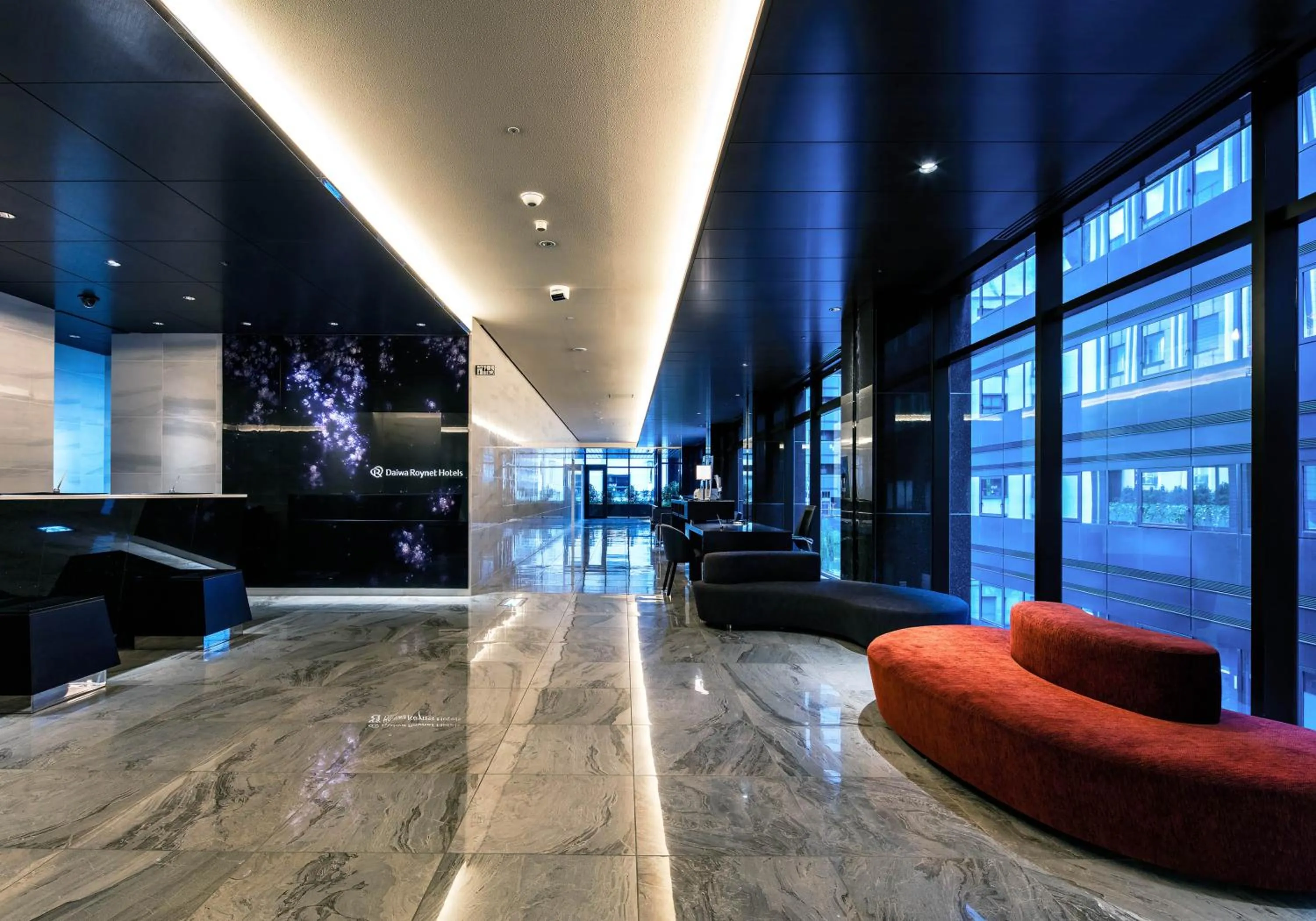 Lobby or reception in Daiwa Roynet Hotel Ginza PREMIER
