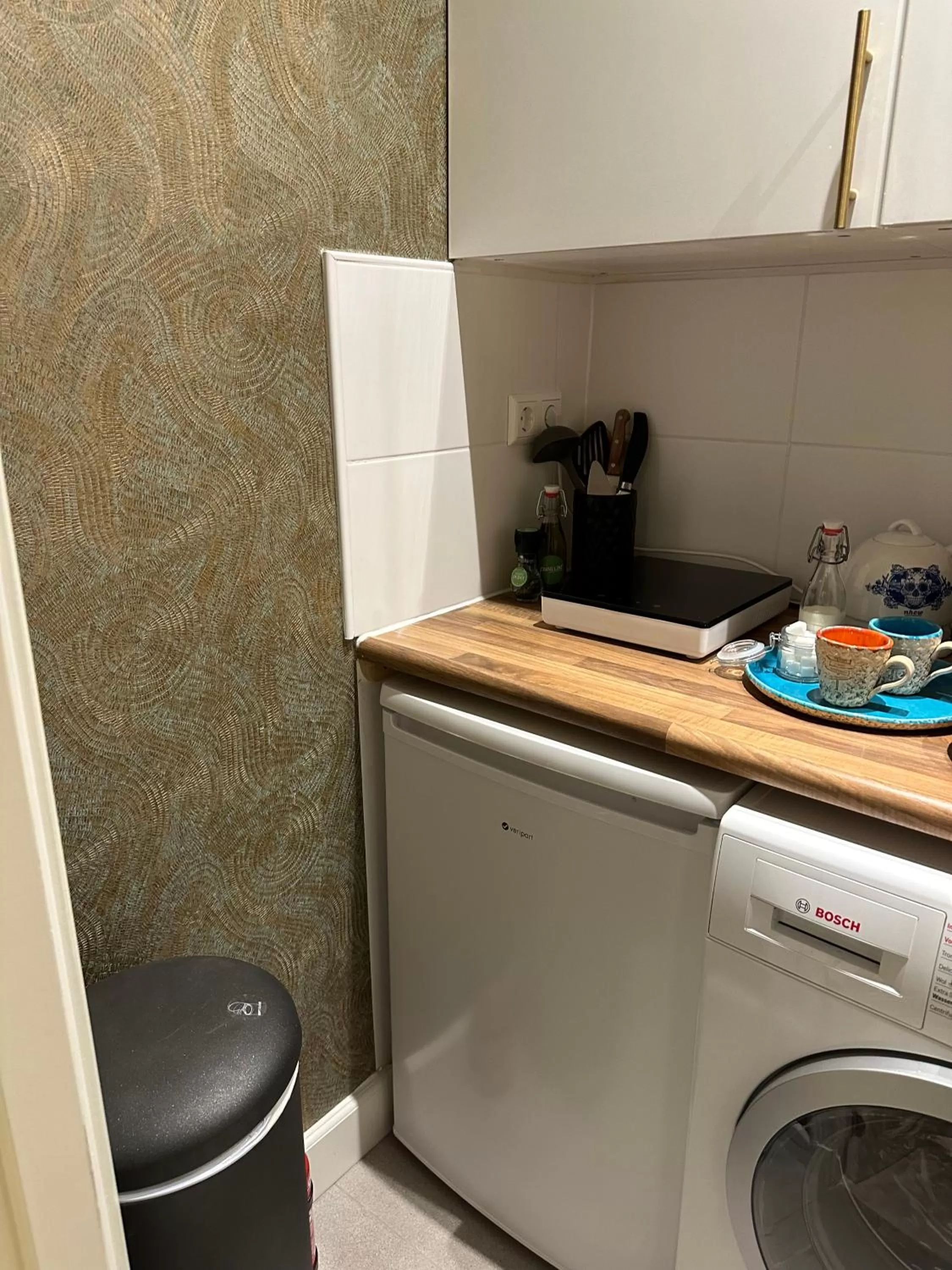 Kitchen or kitchenette, Kitchen/Kitchenette in Heaven in East B&B