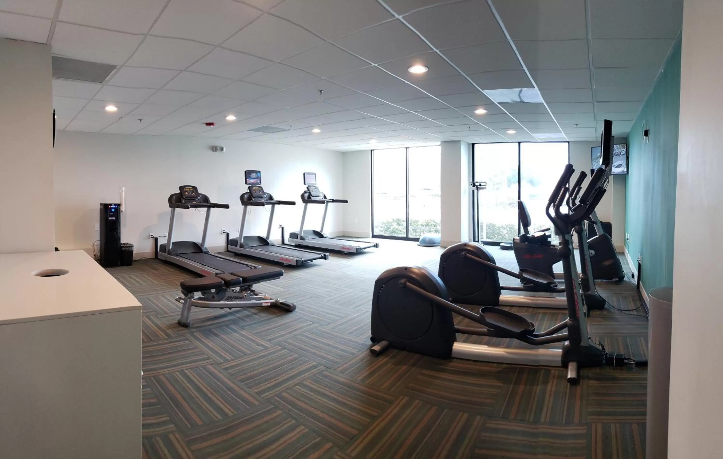 Fitness centre/facilities in Holiday Inn Express Hotel & Suites Miami - Hialeah by IHG