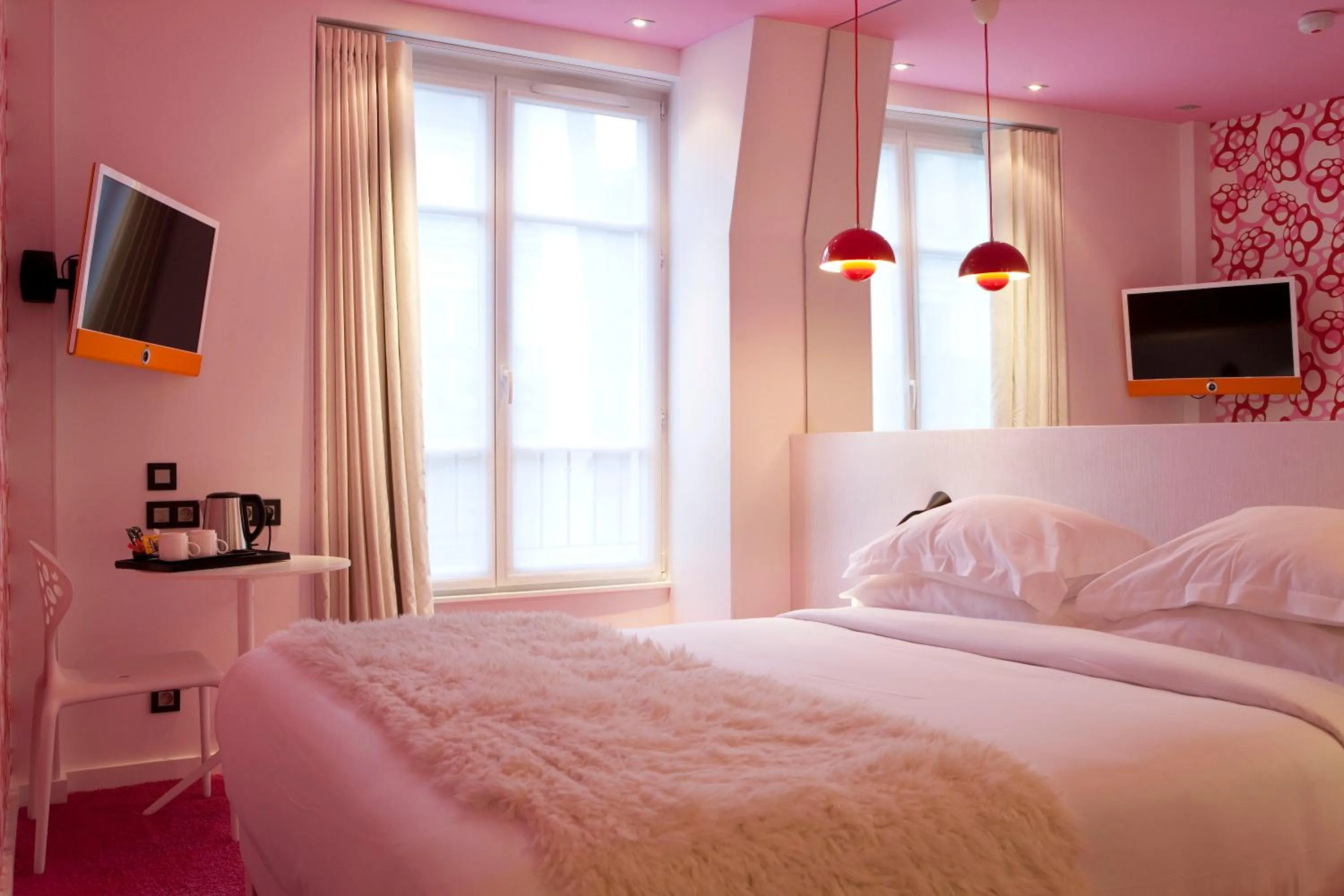 Photo of the whole room, Bed in Georgette Hôtel & Restaurant