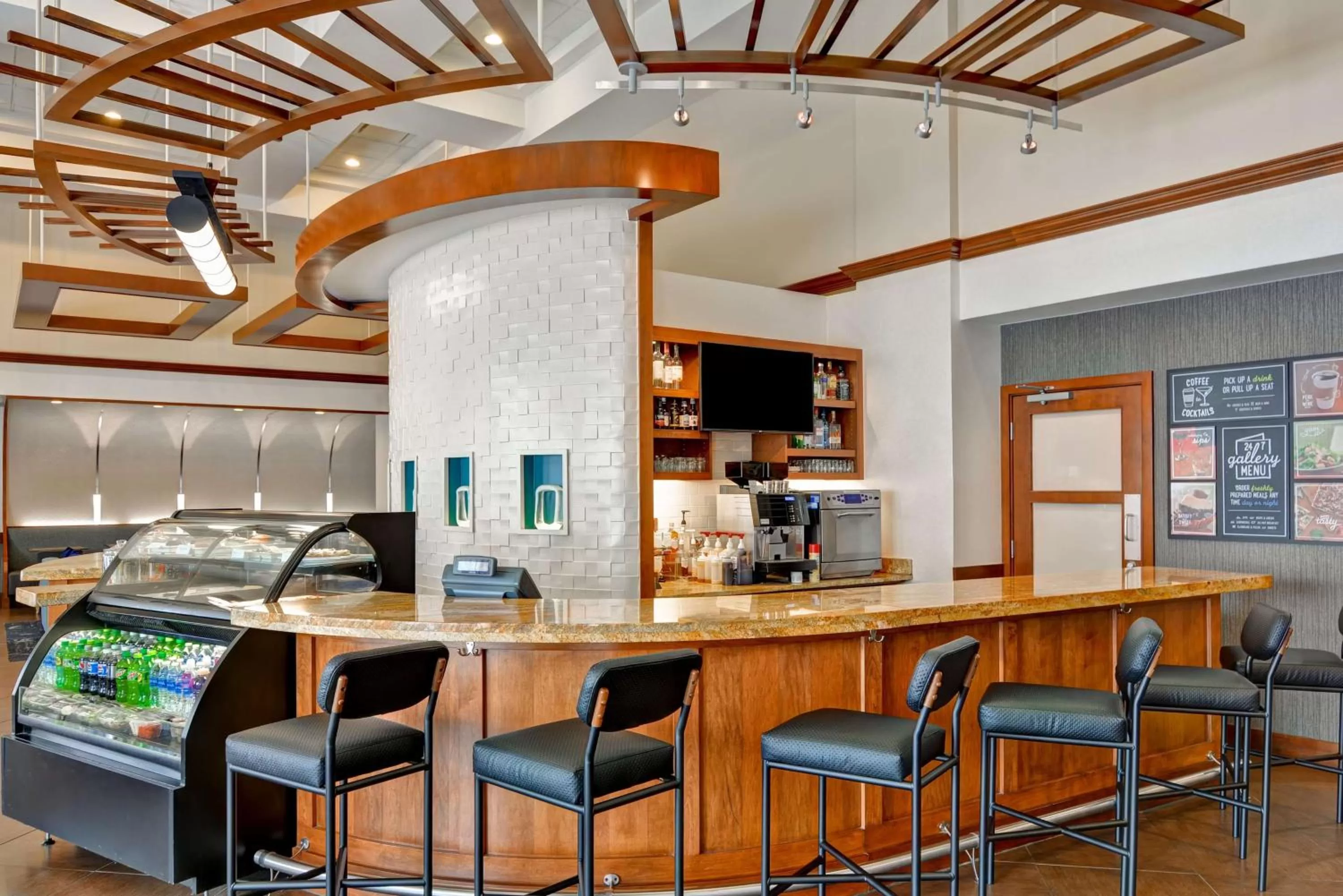 Lounge or bar in Hyatt Place Memphis Wolfchase