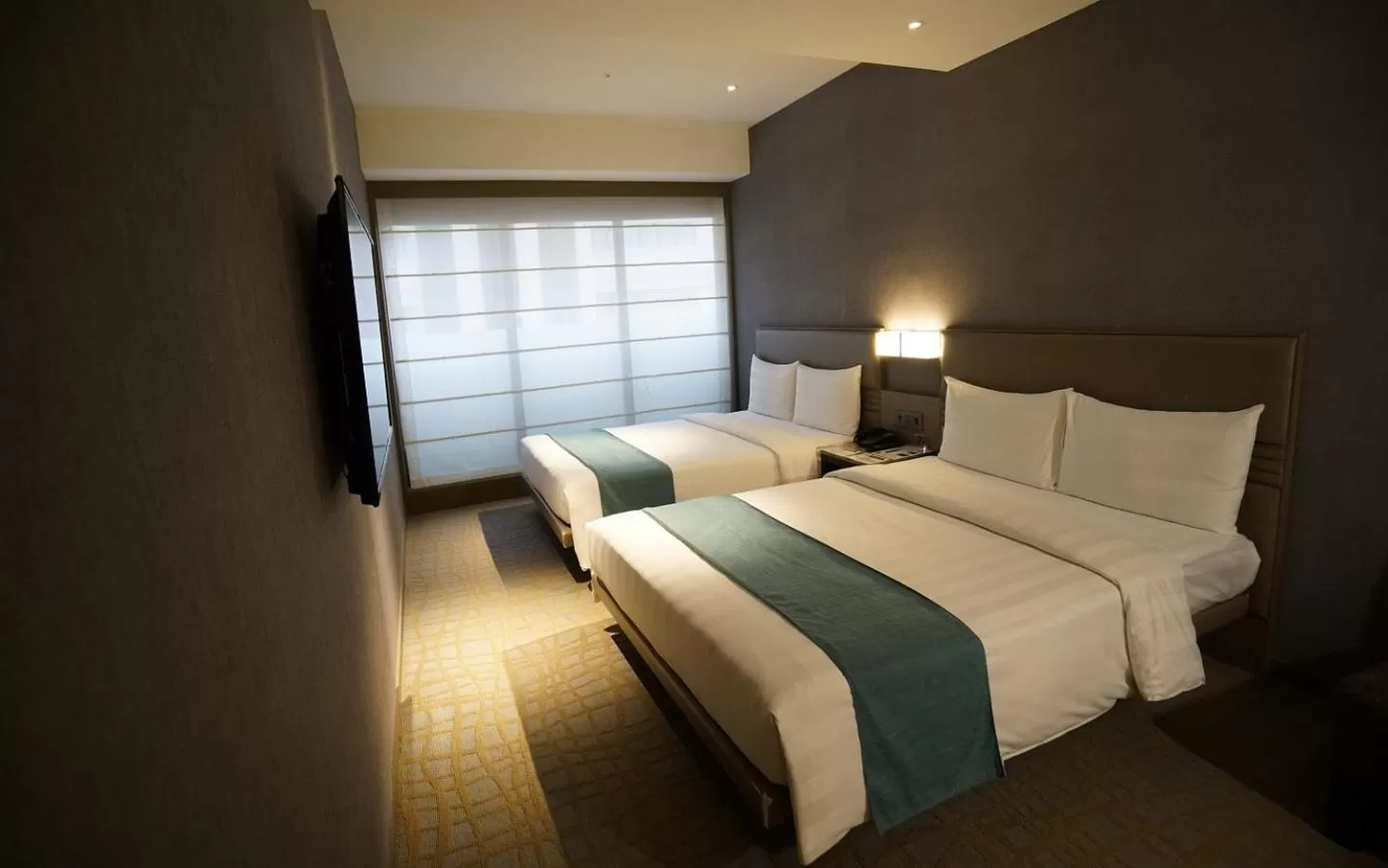 Bedroom, Bed in Hotel Midtown Richardson