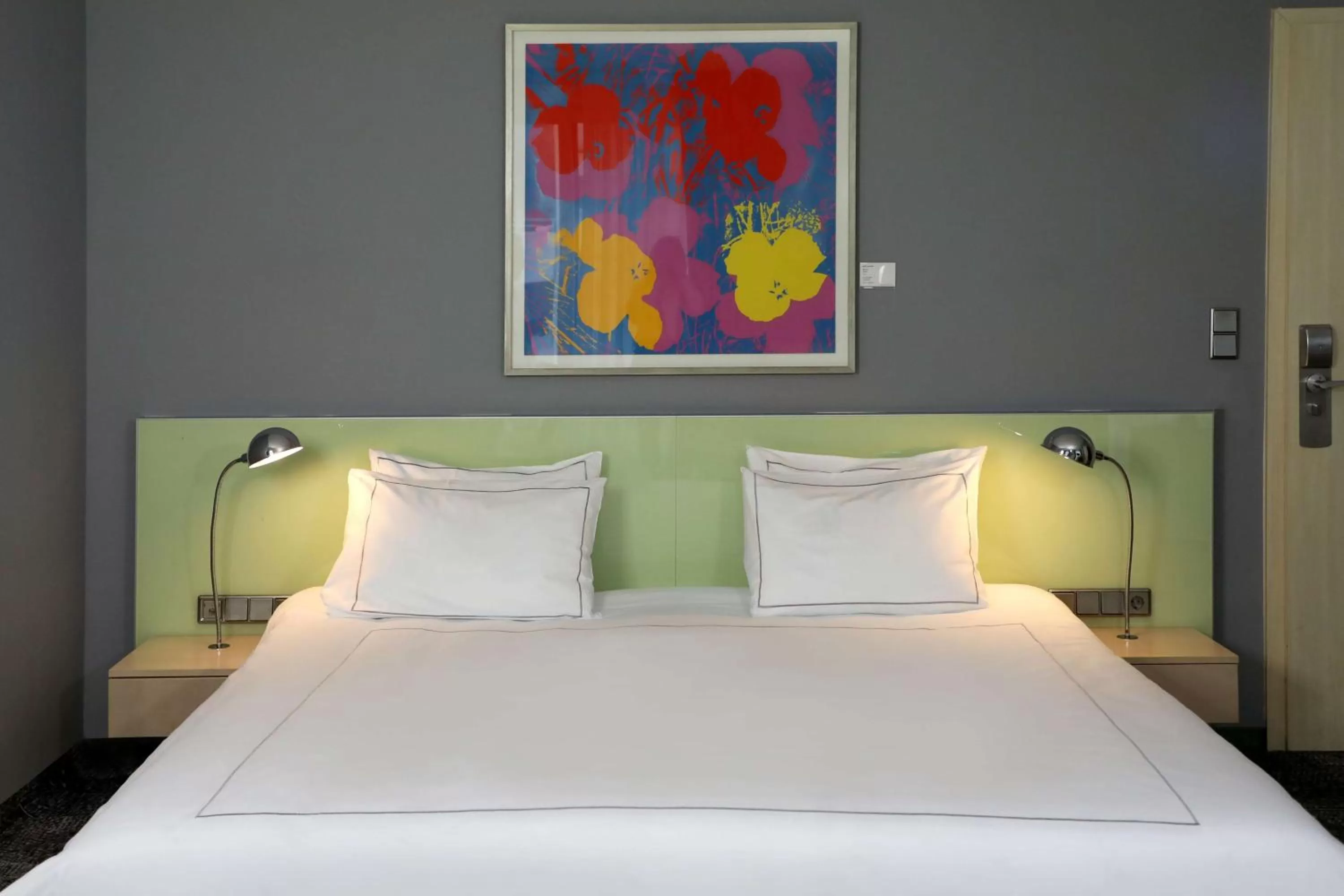 Photo of the whole room, Bed in Park Plaza Berlin