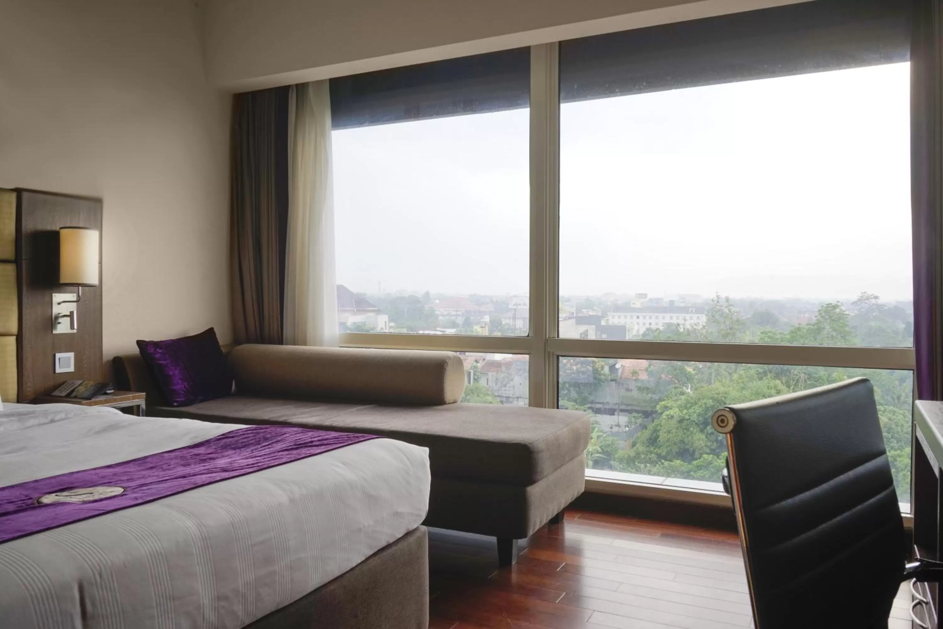 City view, Bed in Satoria Hotel Yogyakarta - CHSE Certified